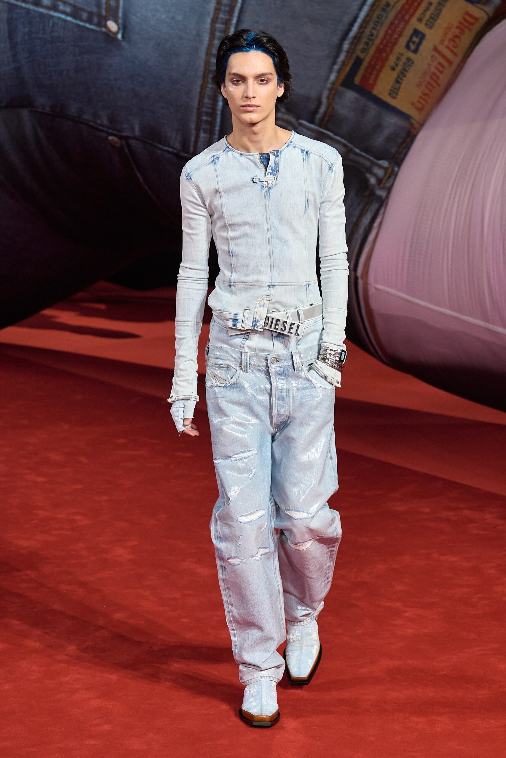 Diesel F/W 22 Look 21
