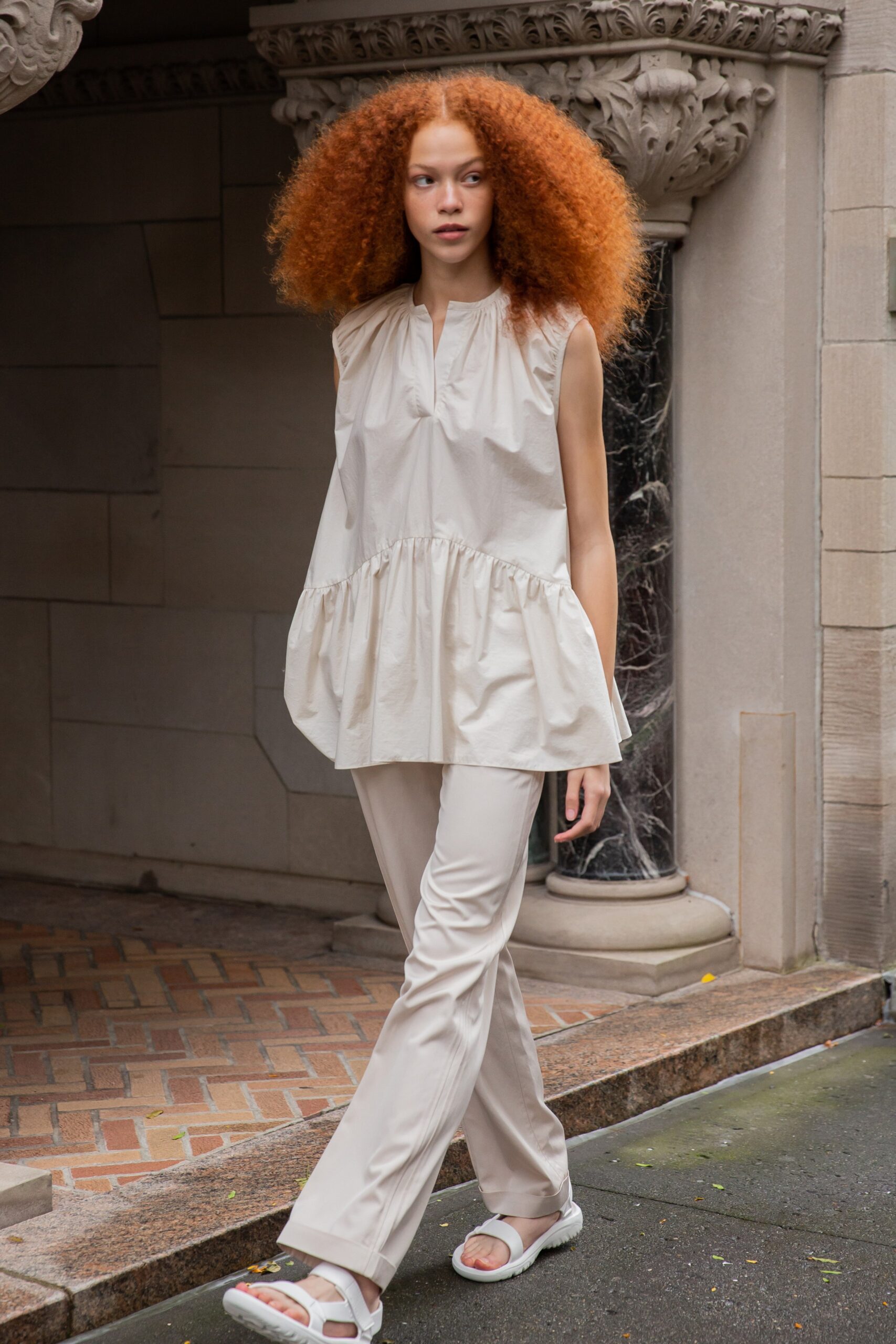 Deveaux S/S 21 Look 22