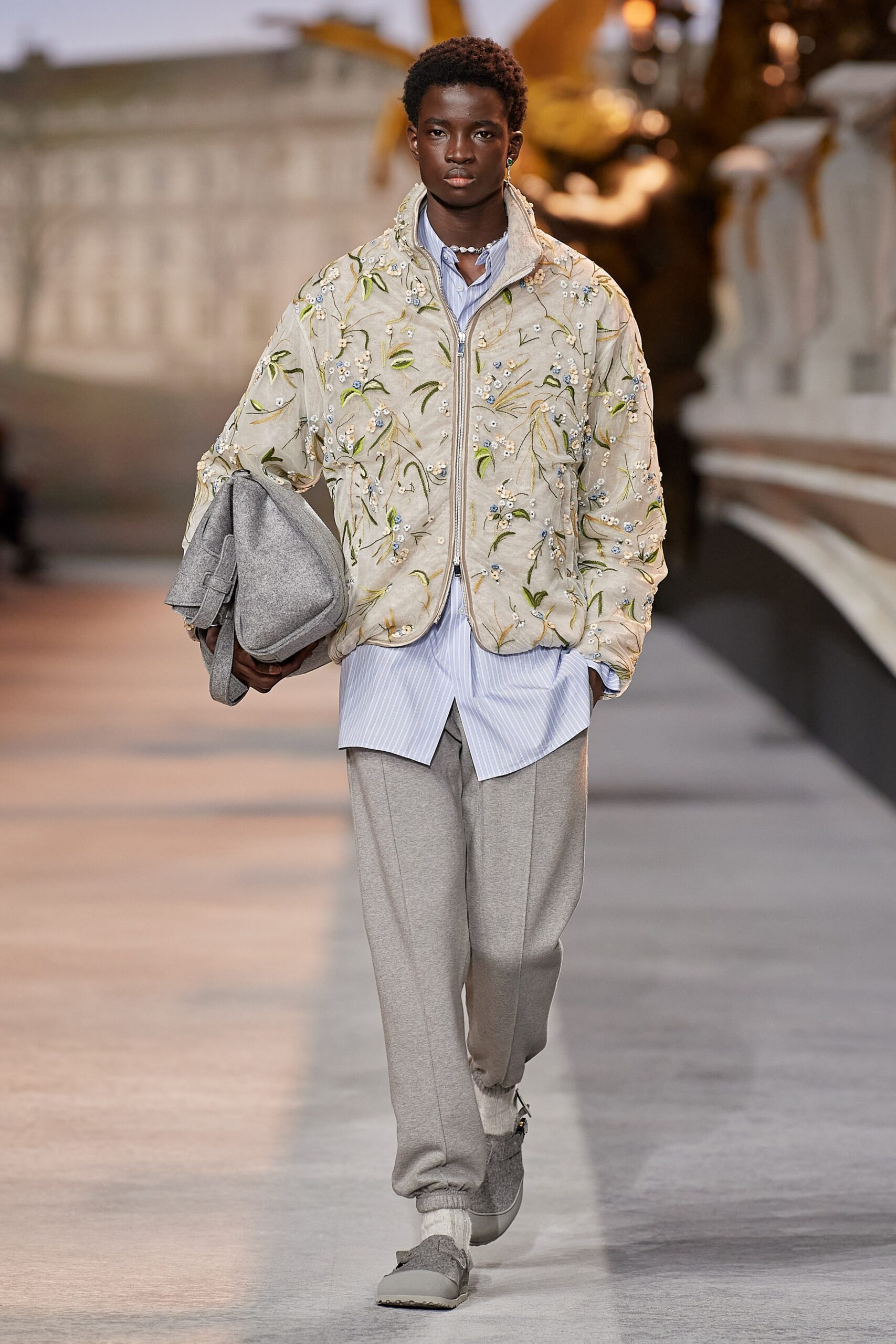 Dior Men F/W 22 Menswear Look 22