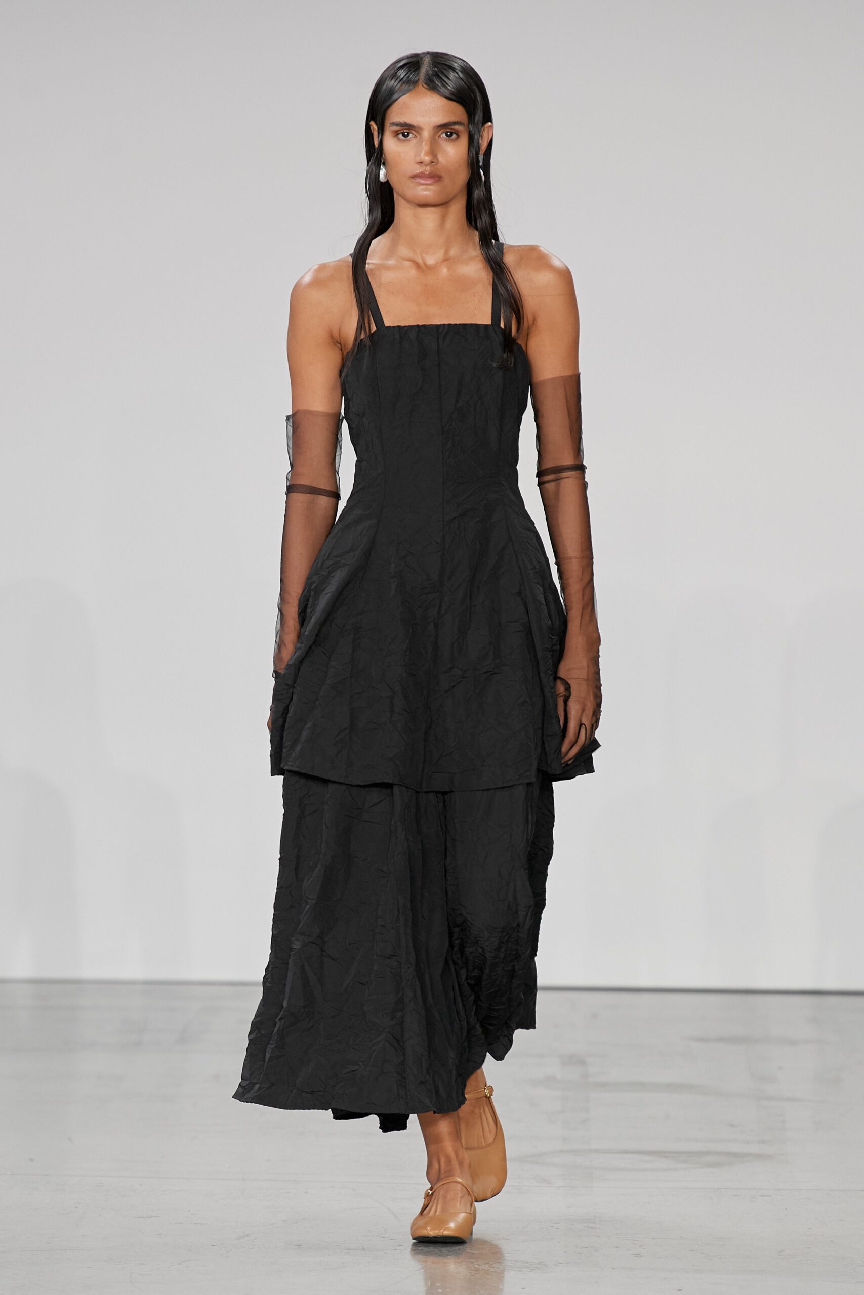 Deveaux S/S 23 Look 22