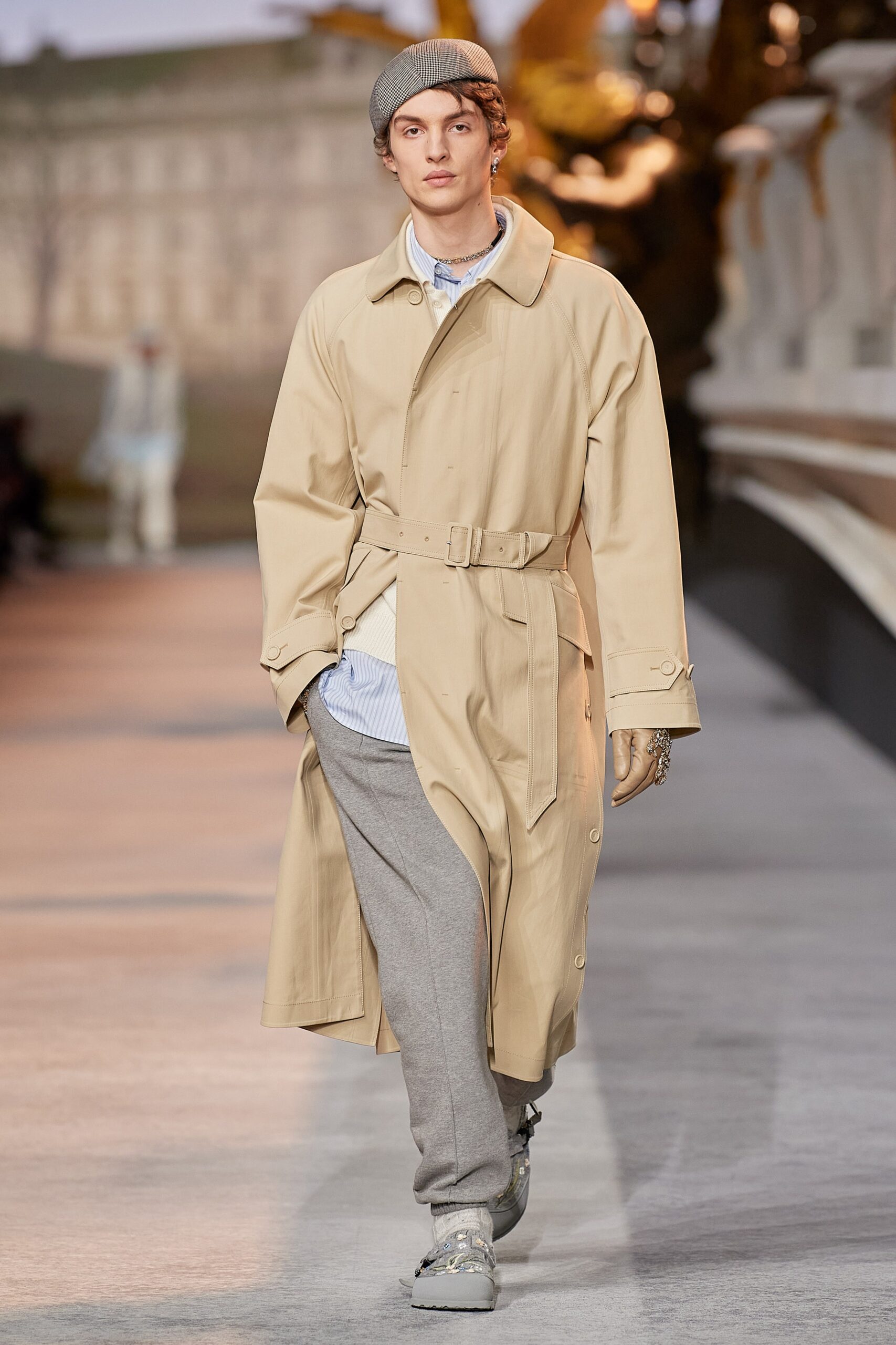 Dior Men F/W 22 Menswear Look 23