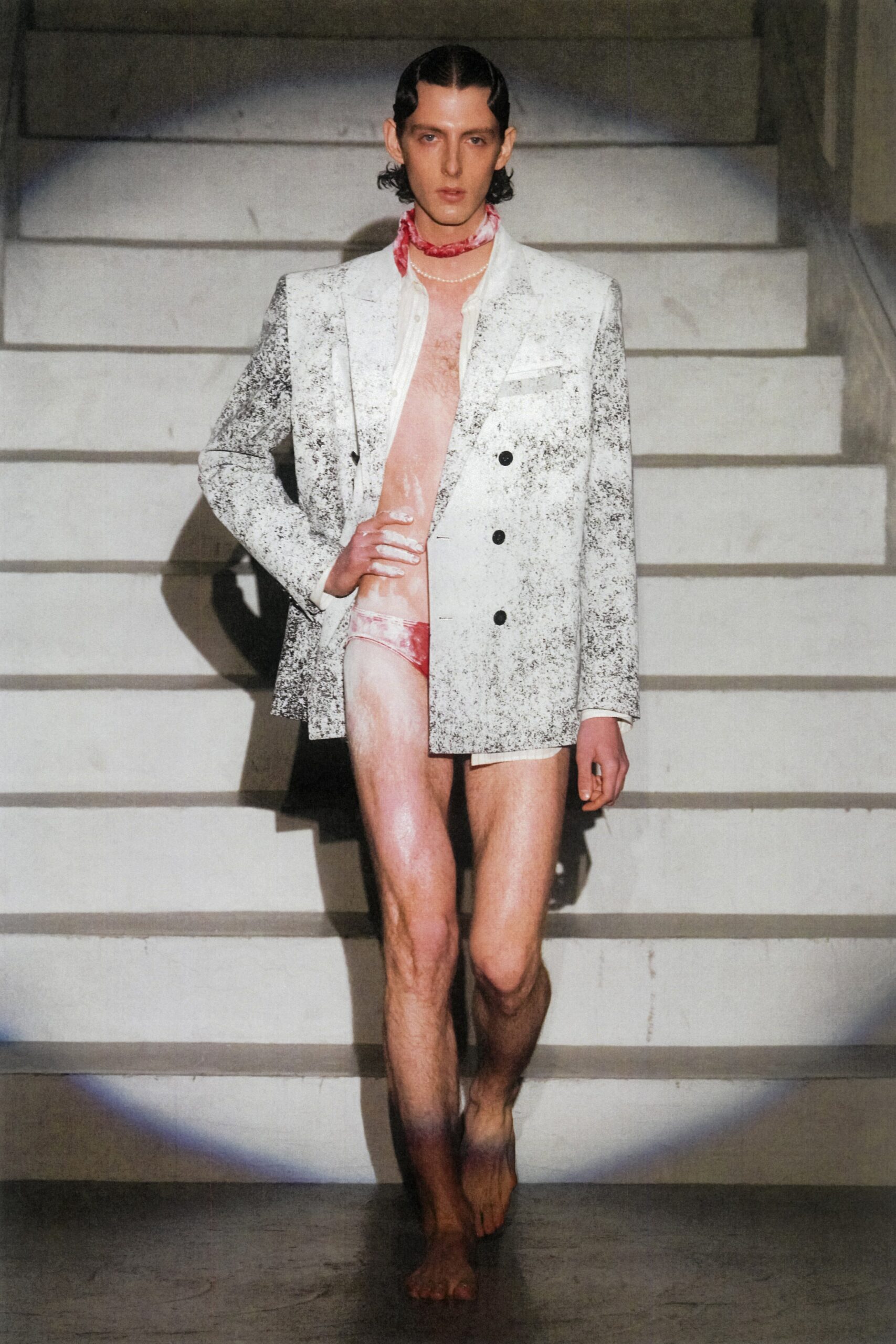 DressedUndressed Tokyo F/W 20 Look 23