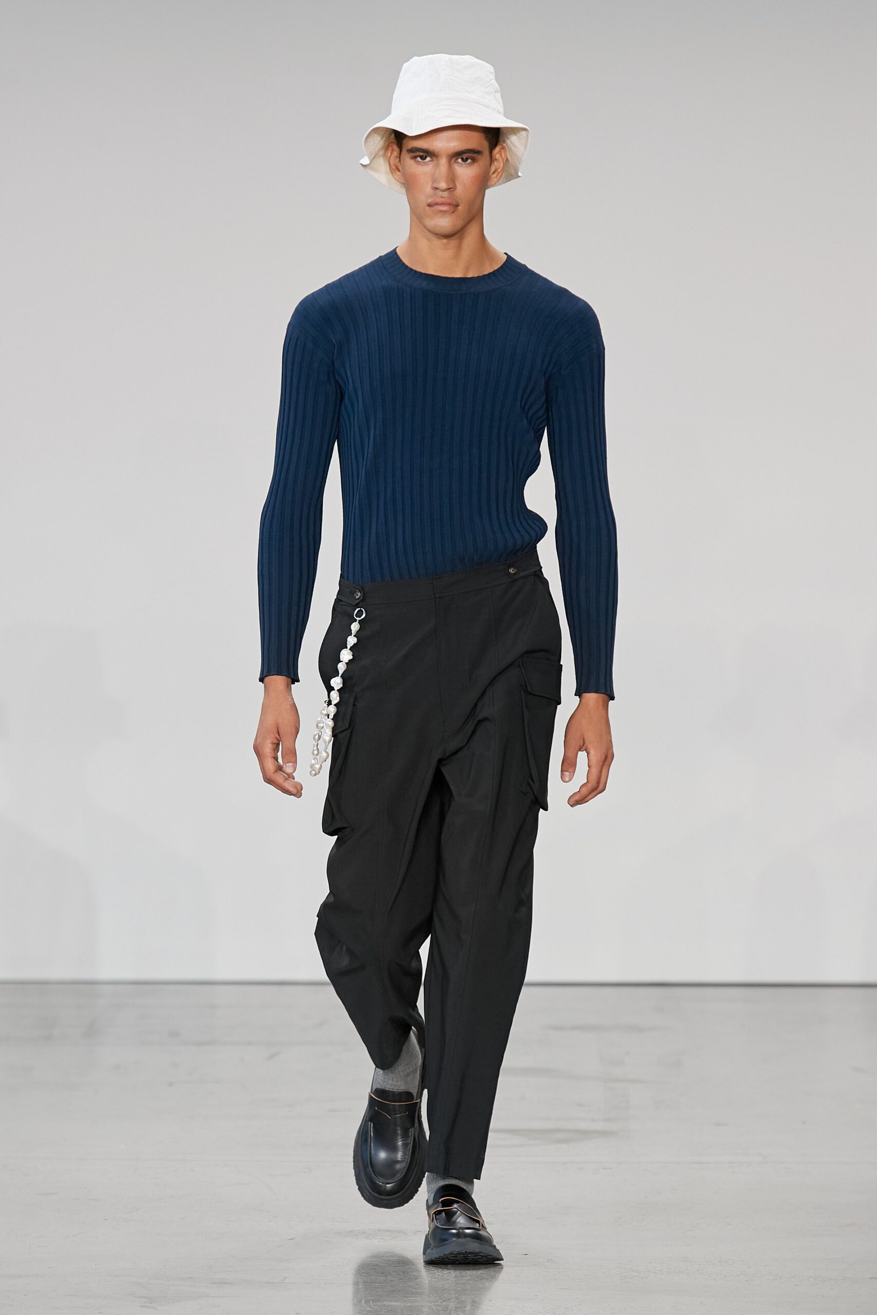 Deveaux S/S 23 Look 23