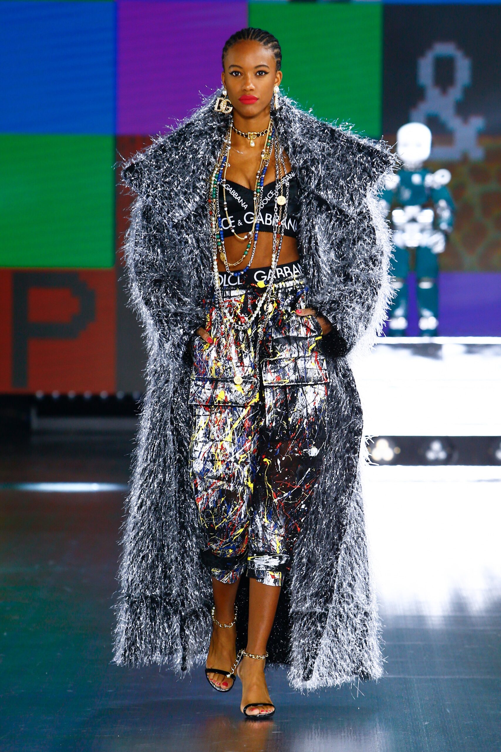 Dolce & Gabbana F/W 21 Look 22