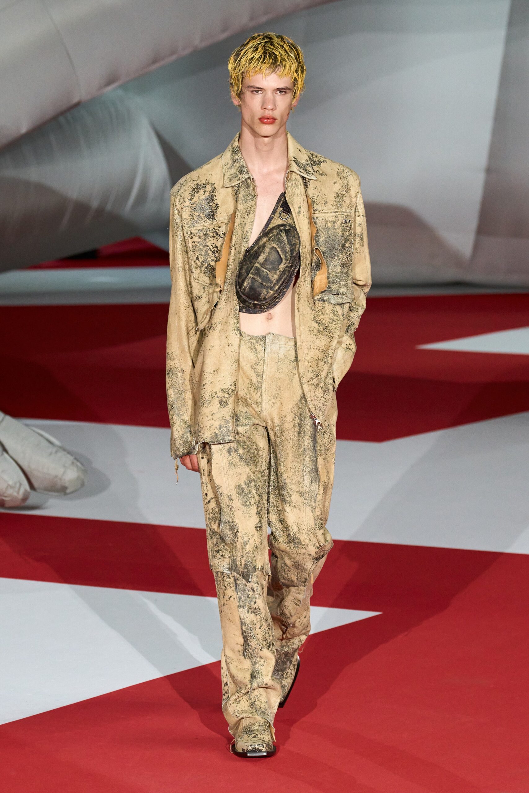 Diesel S/S 23 Look 24