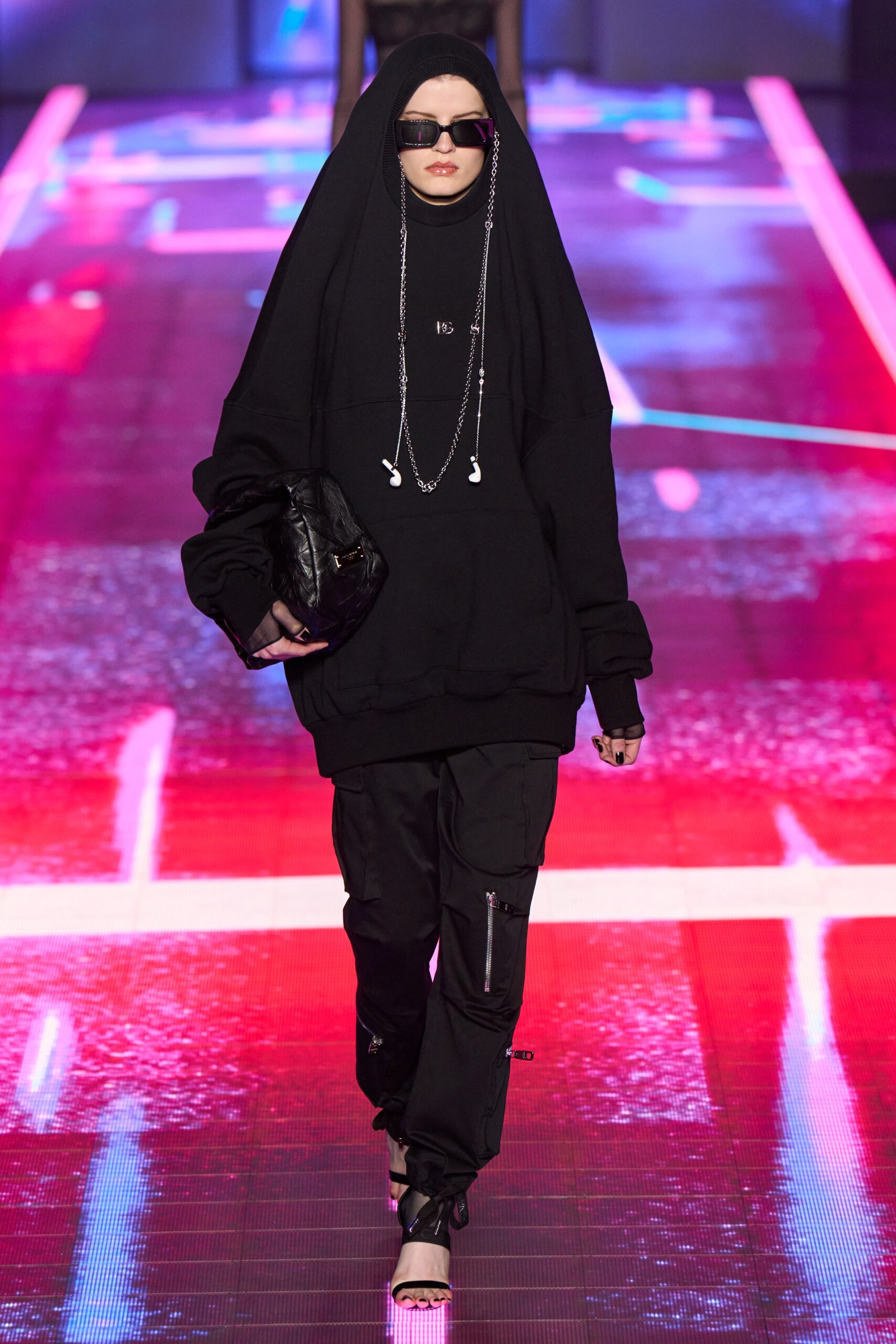 Dolce & Gabbana F/W 22 Look 24