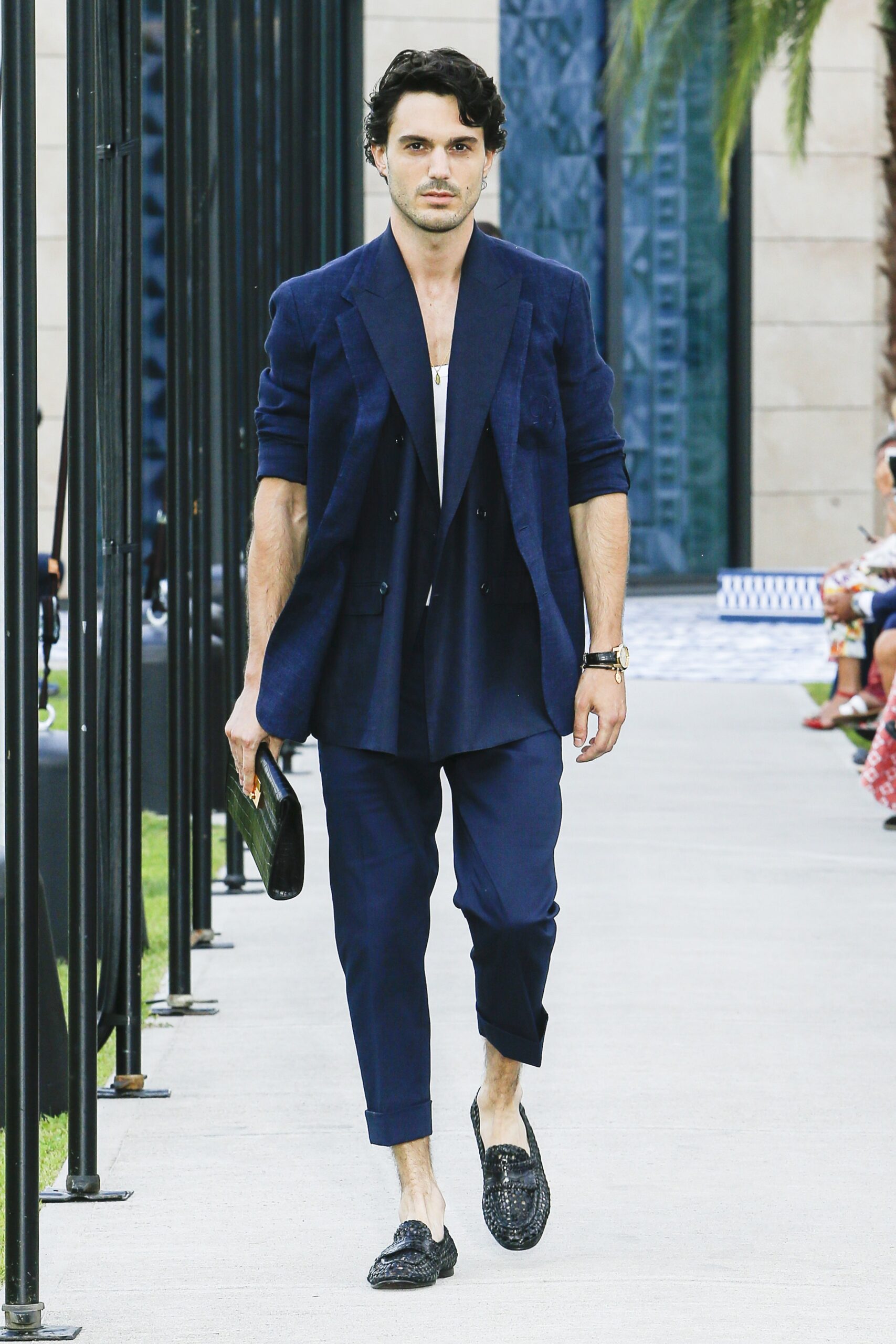Dolce & Gabbana S/S 21 Menswear Look 25