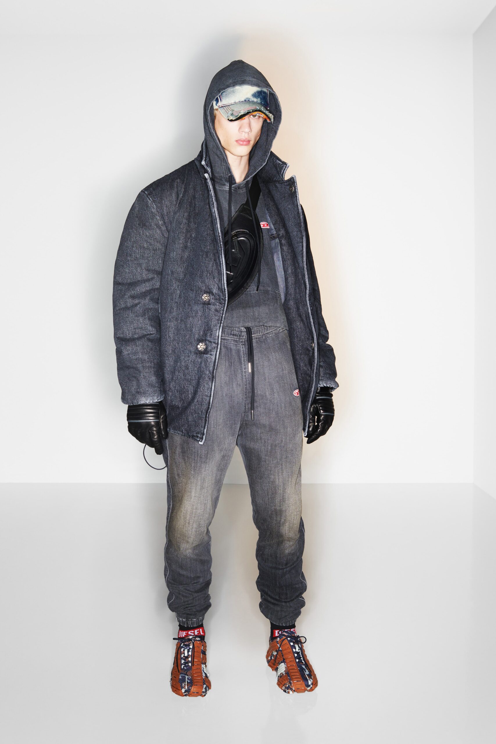Diesel F/W 22 Look 25