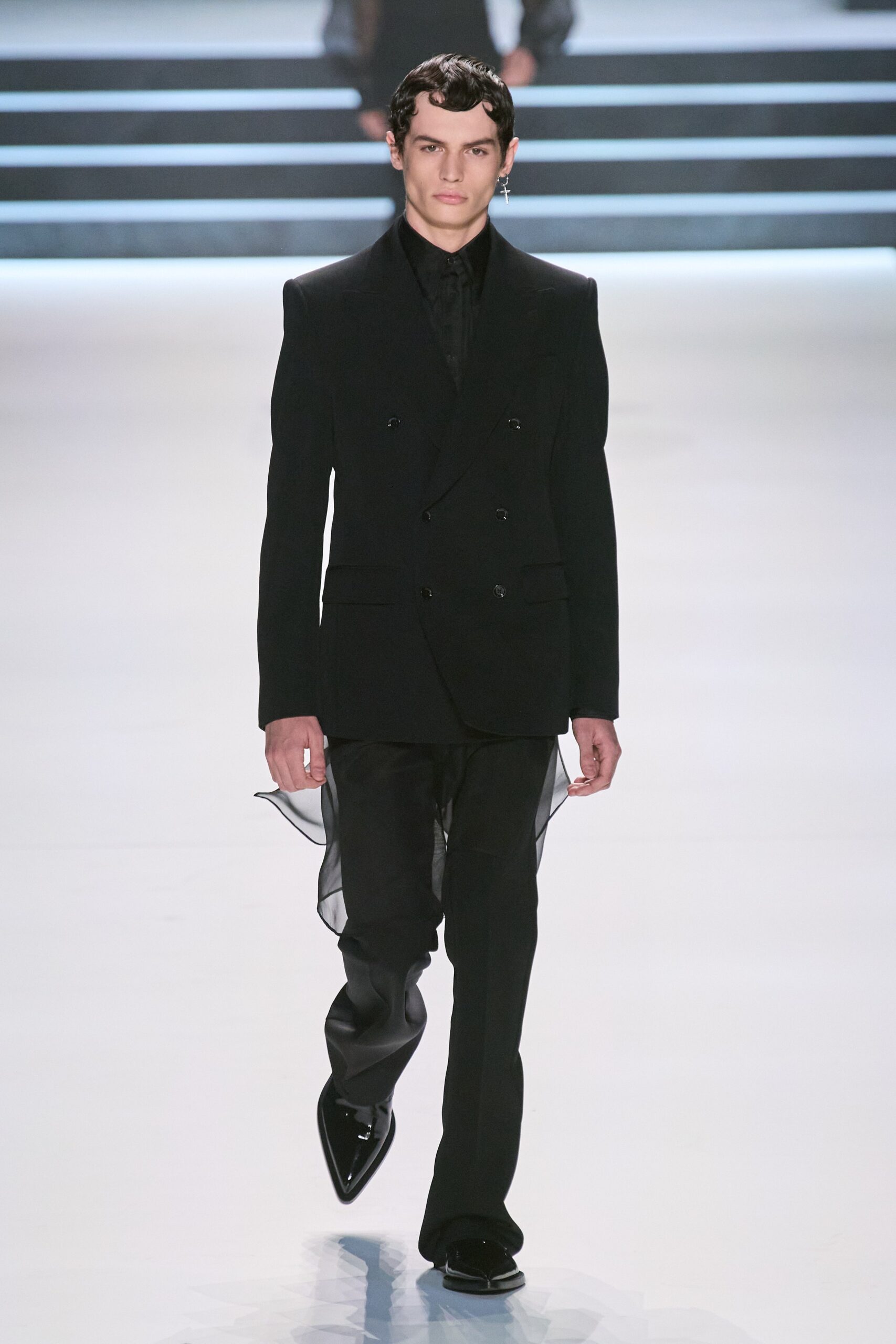 Dolce & Gabbana F/W 23 Menswear Look 25