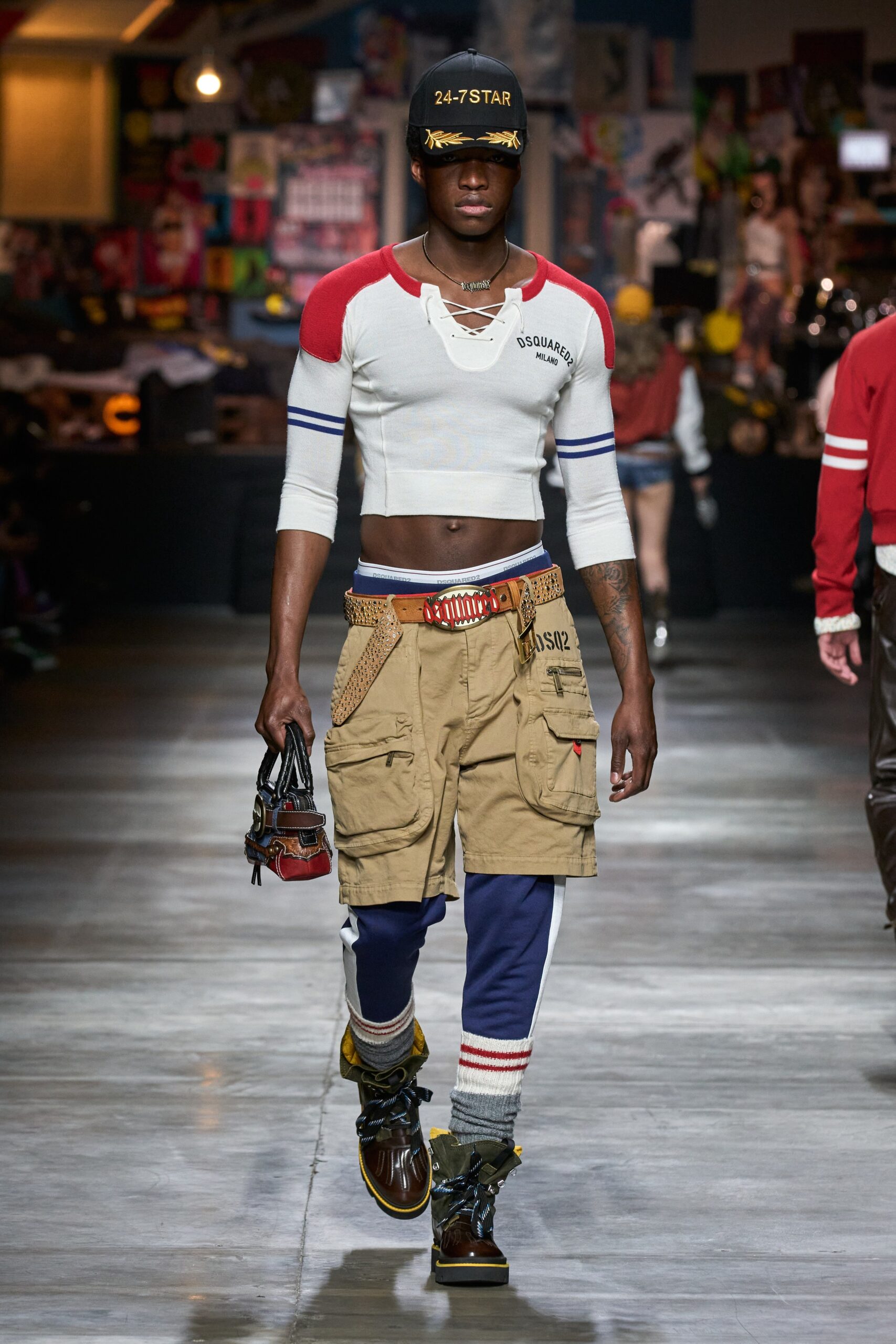 Dsquared2 F/W 23 Menswear Look 25
