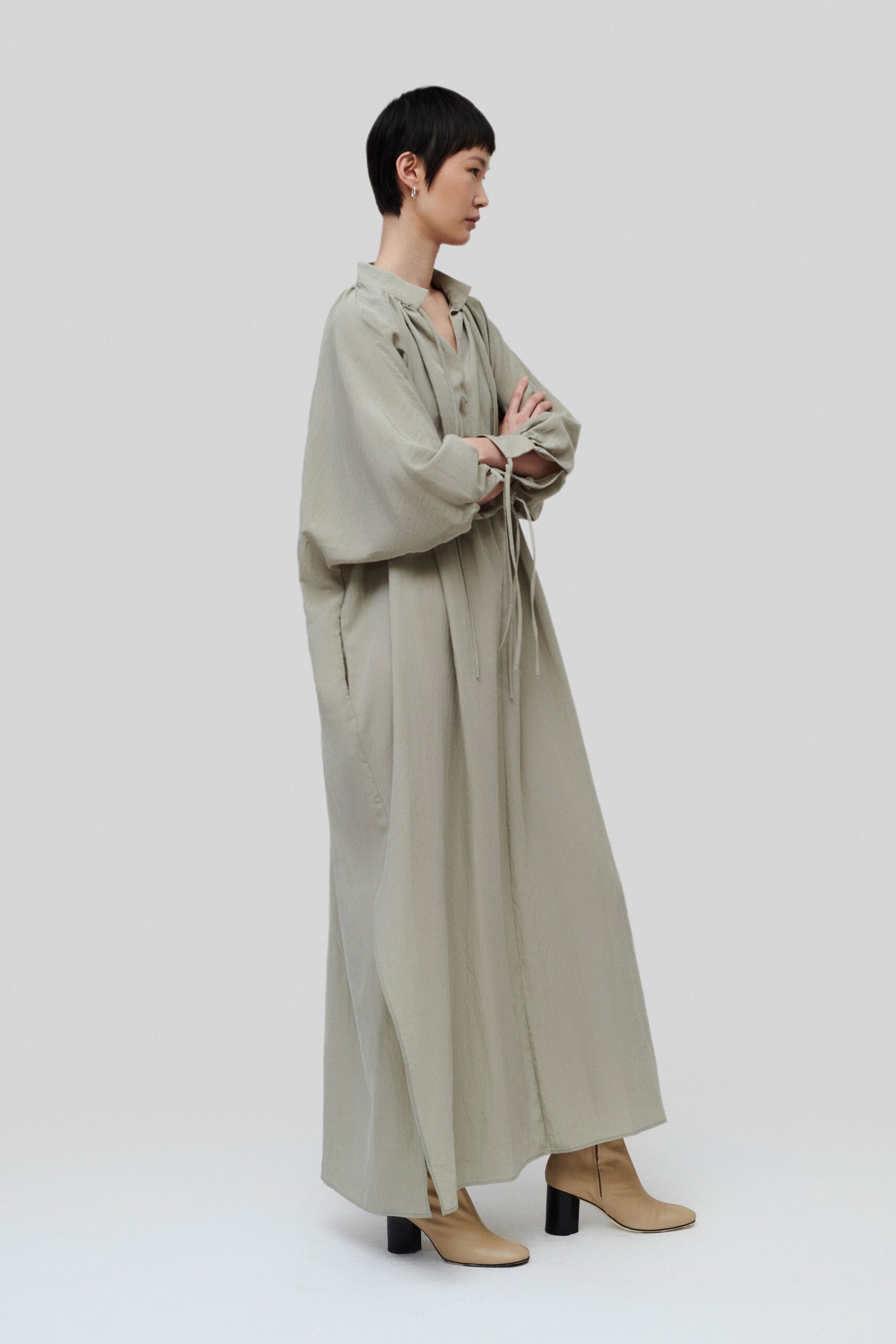 Deveaux F/W 23 Look 25