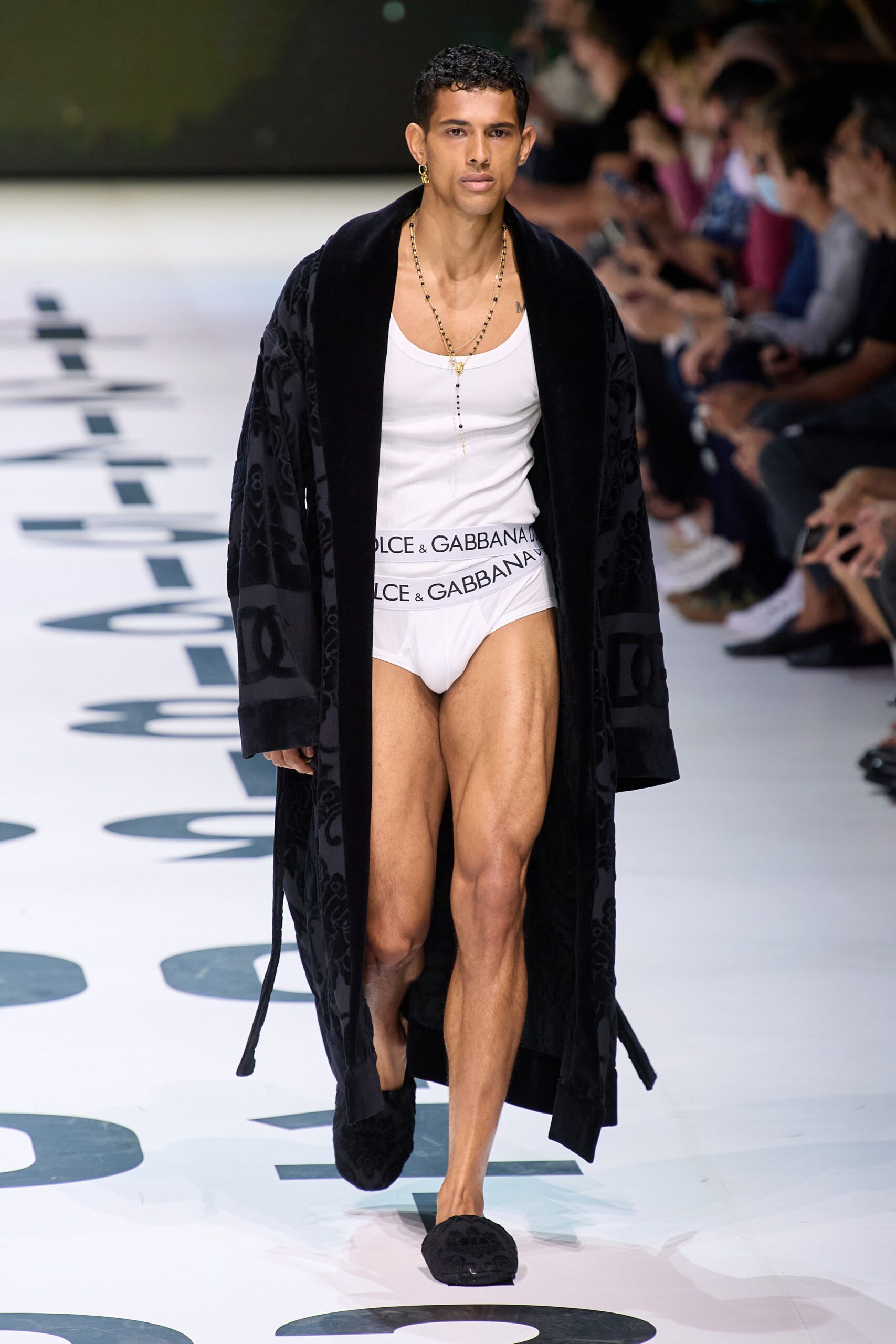 Dolce & Gabbana S/S 23 Menswear Look 26