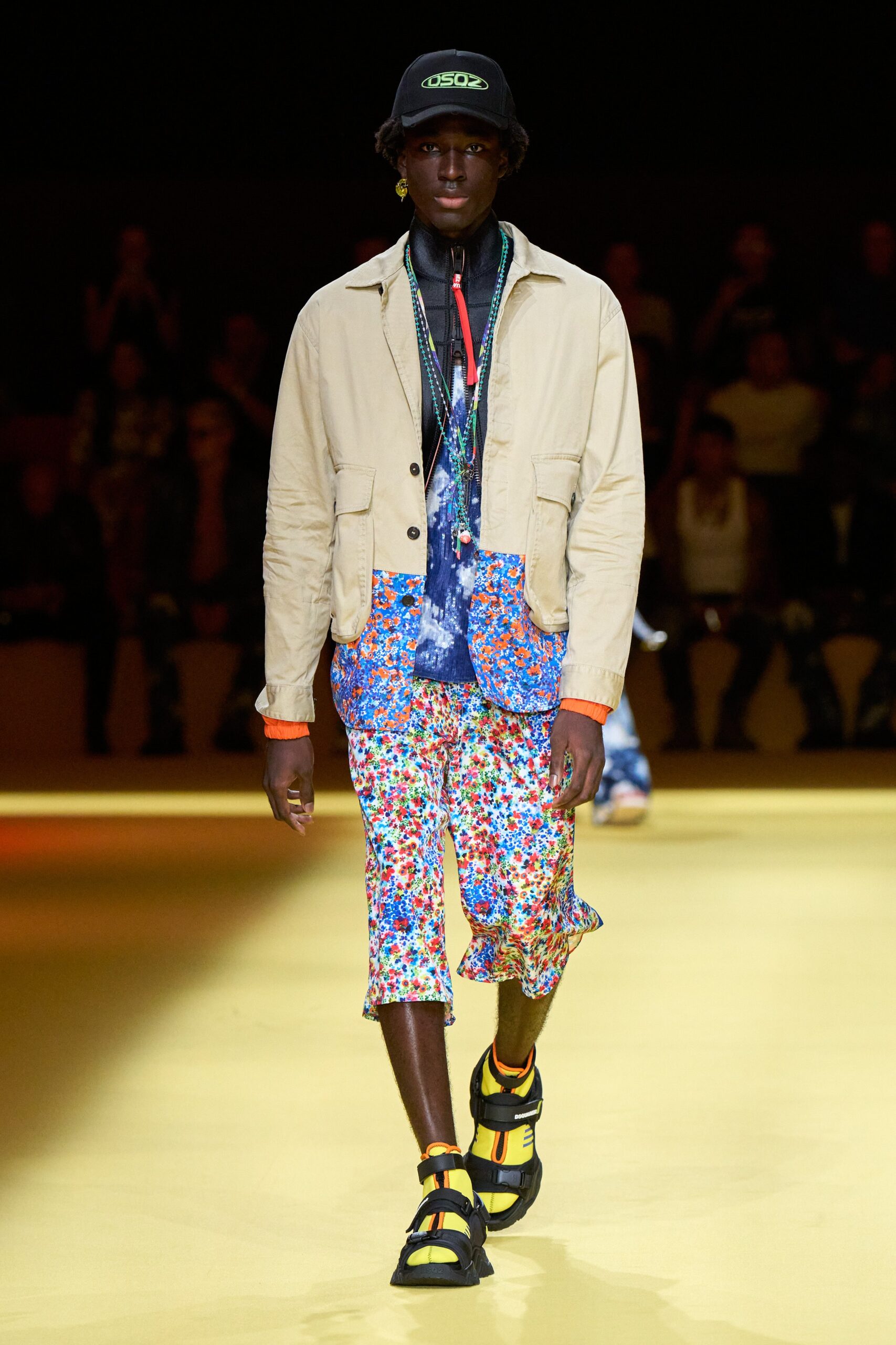 Dsquared2 S/S 23 Menswear Look 26