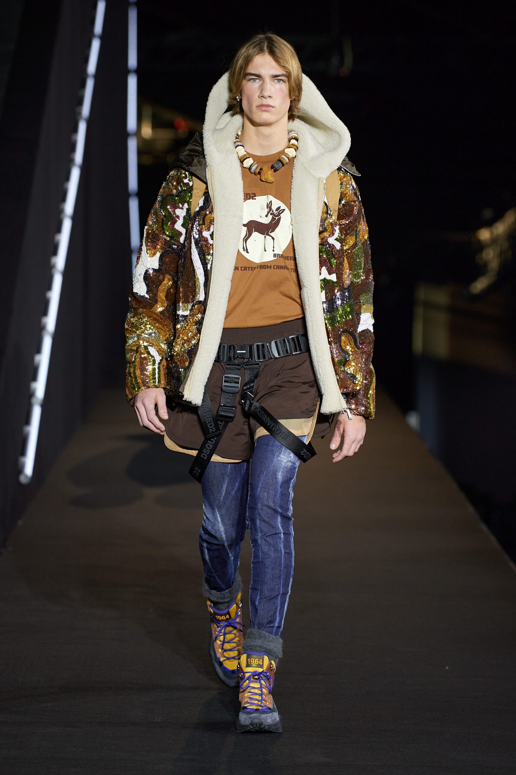 Dsquared2 F/W 22 Menswear Look 27
