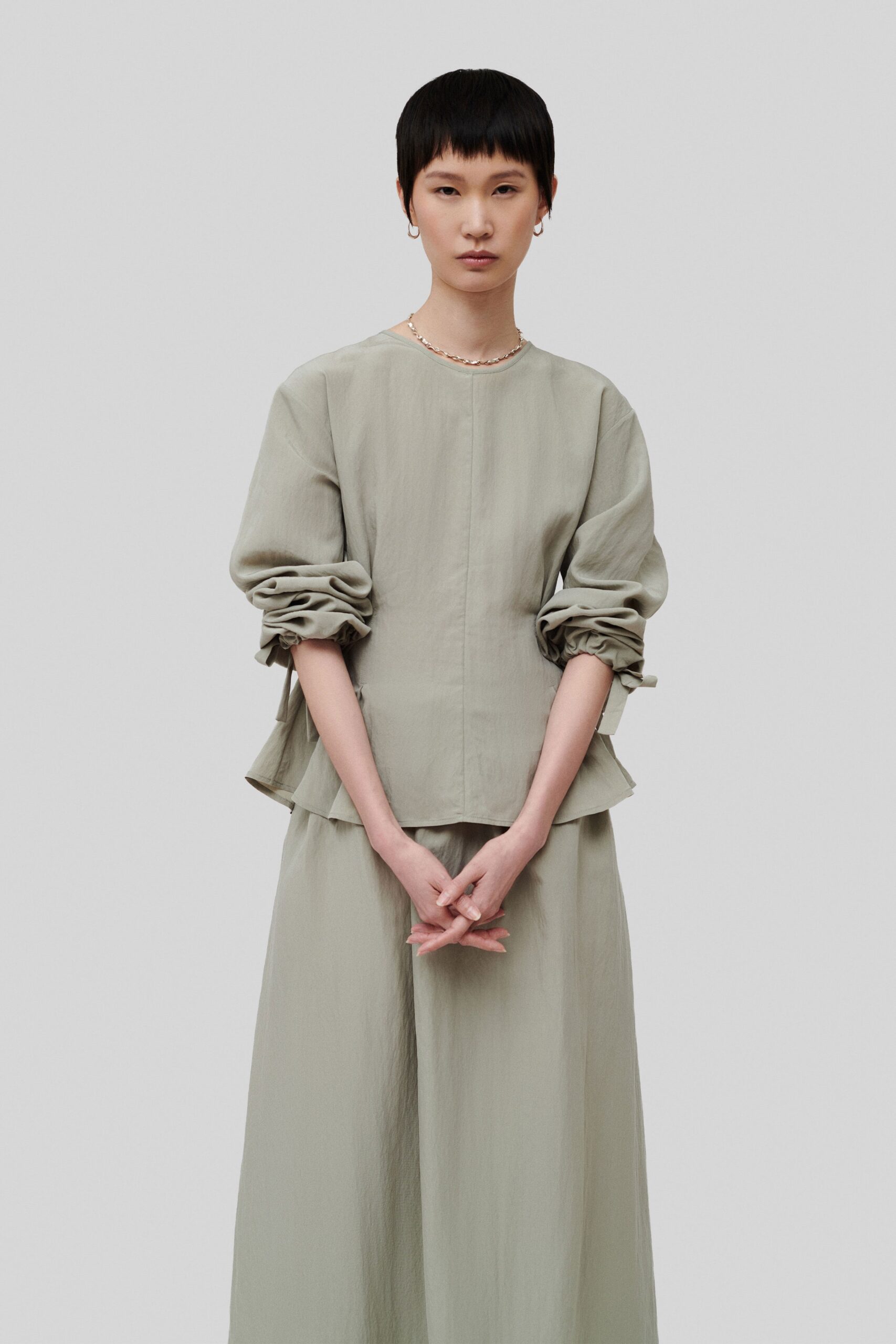 Deveaux F/W 23 Look 26