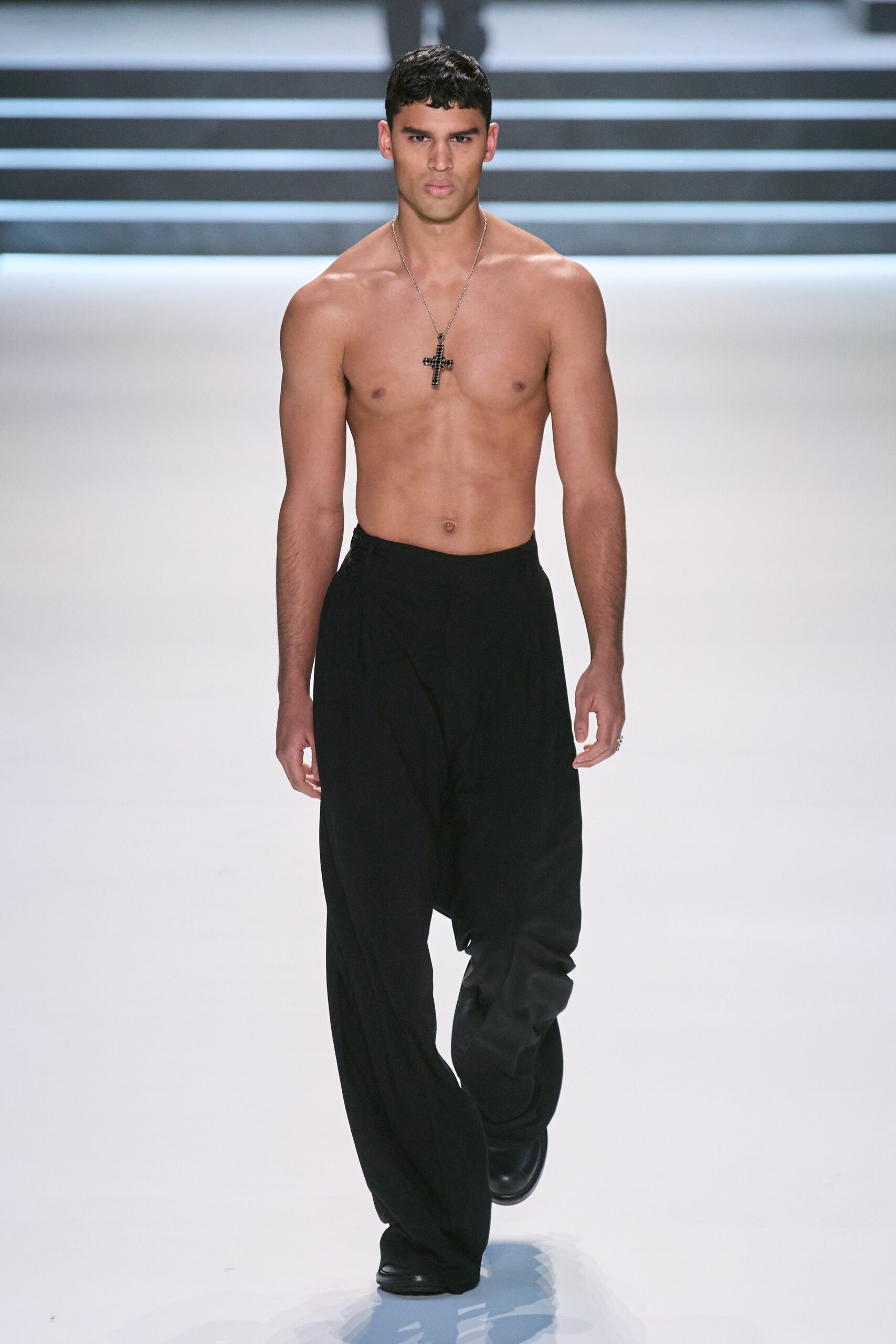 Dolce & Gabbana F/W 23 Menswear Look 27