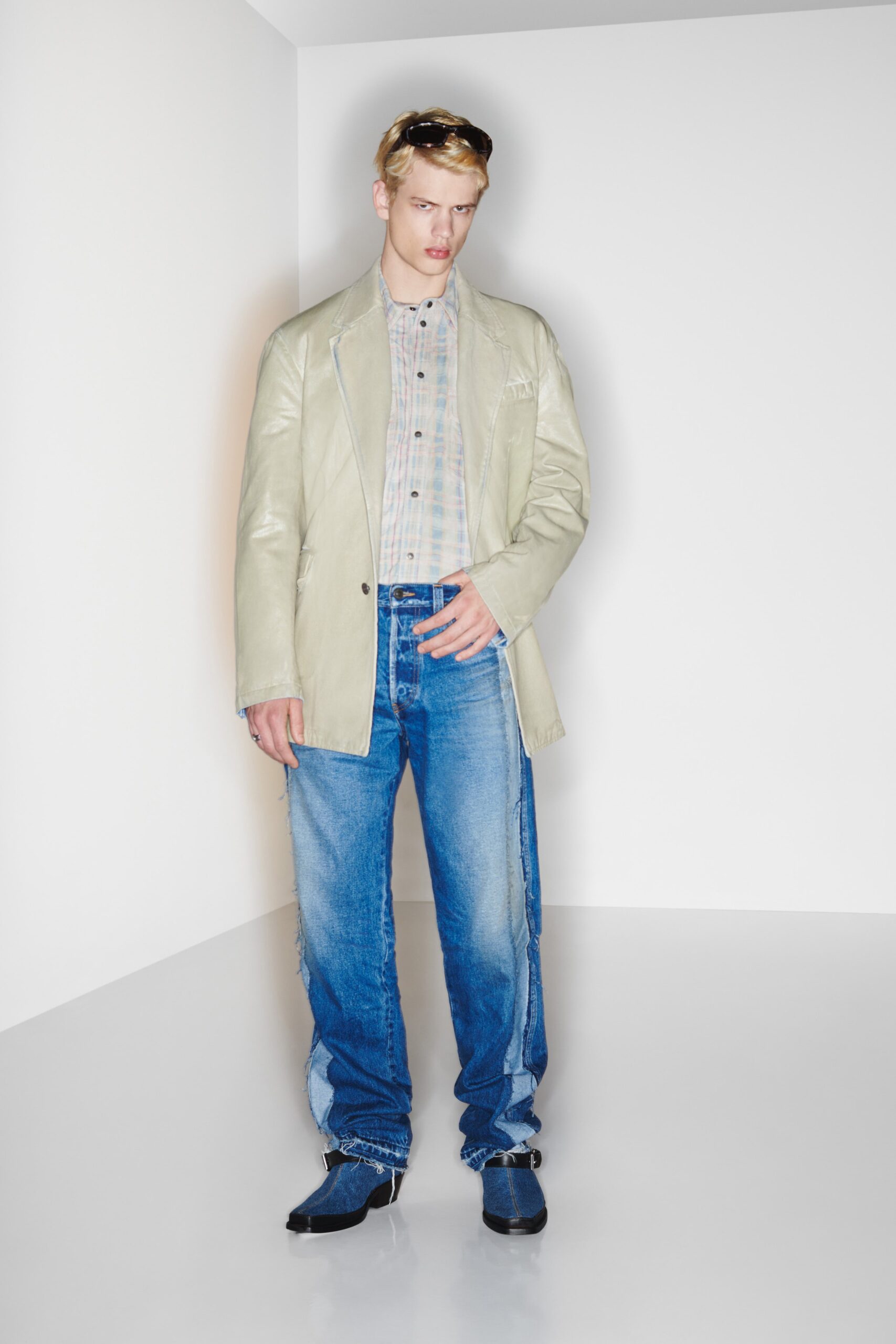 Diesel F/W 22 Look 28