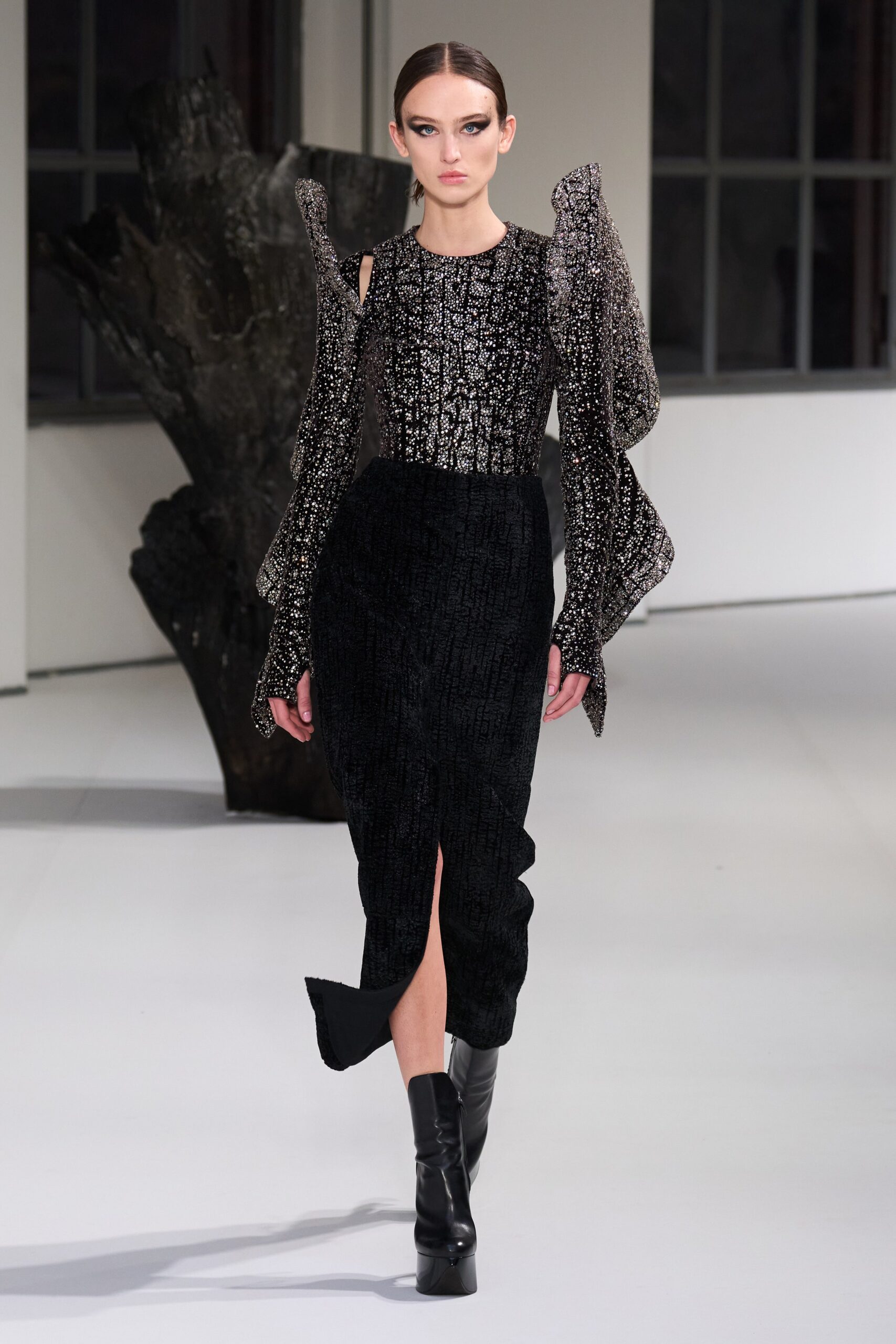 Del Core F/W 23 Look 102