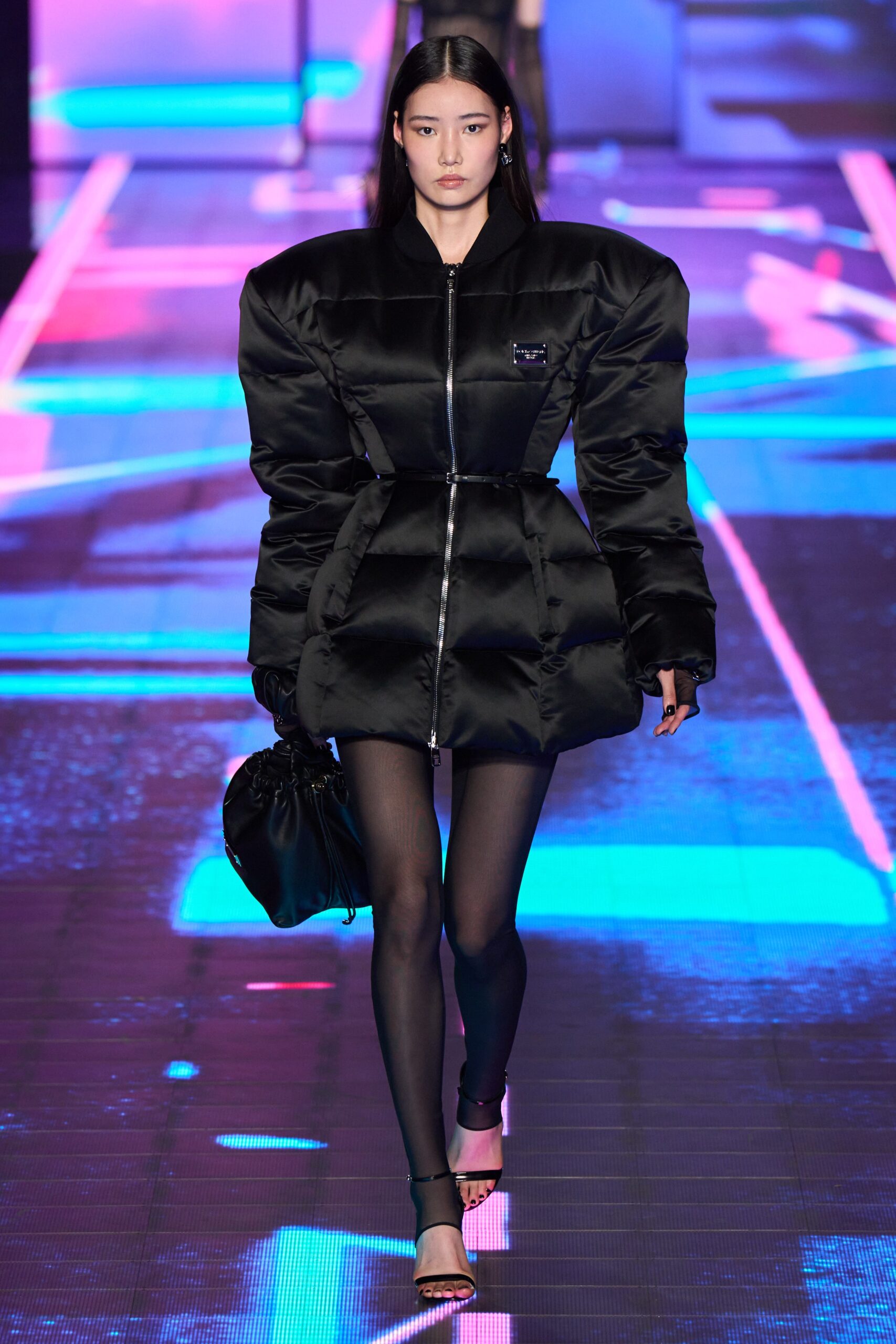 Dolce & Gabbana F/W 22 Look 28
