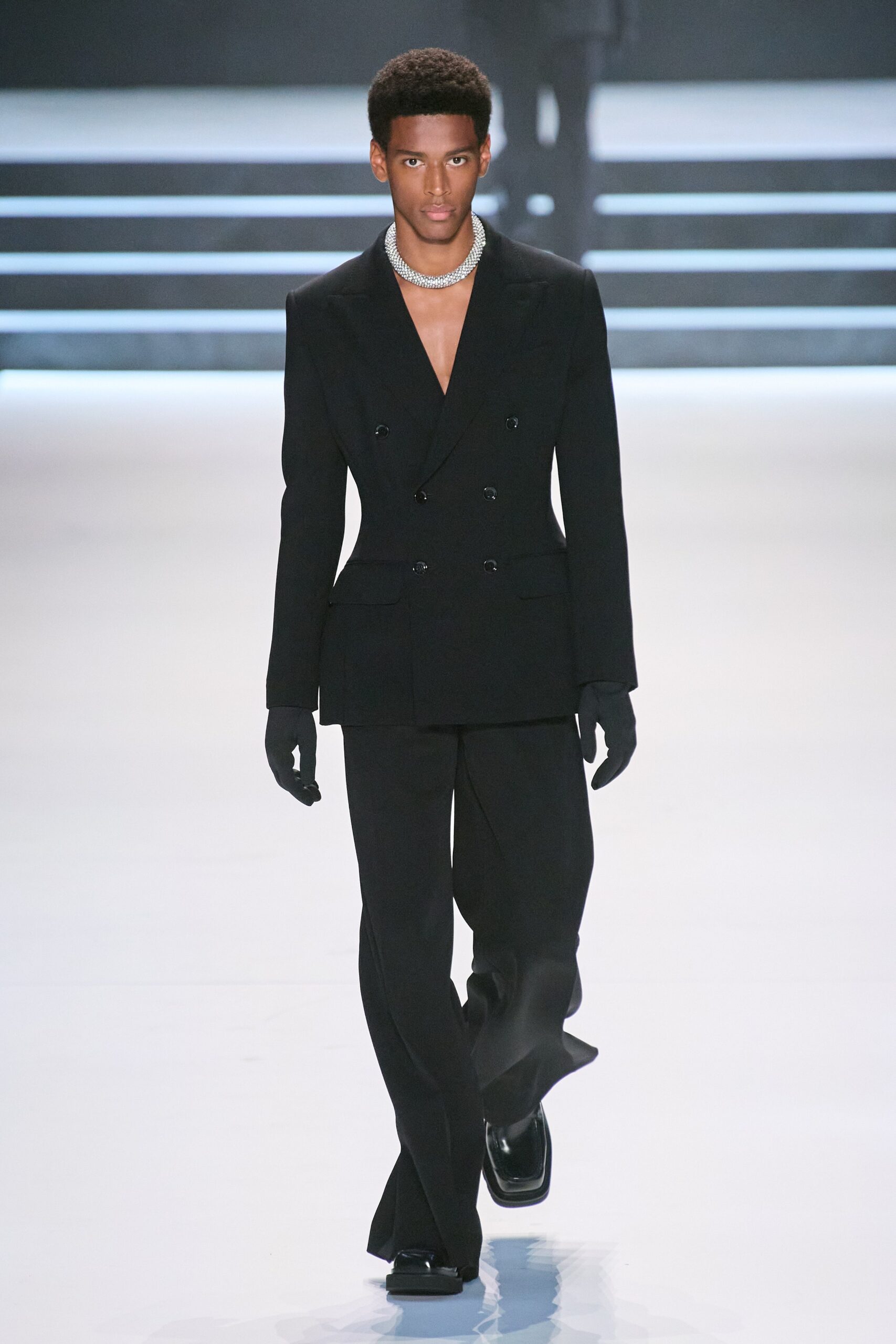Dolce & Gabbana F/W 23 Menswear Look 28