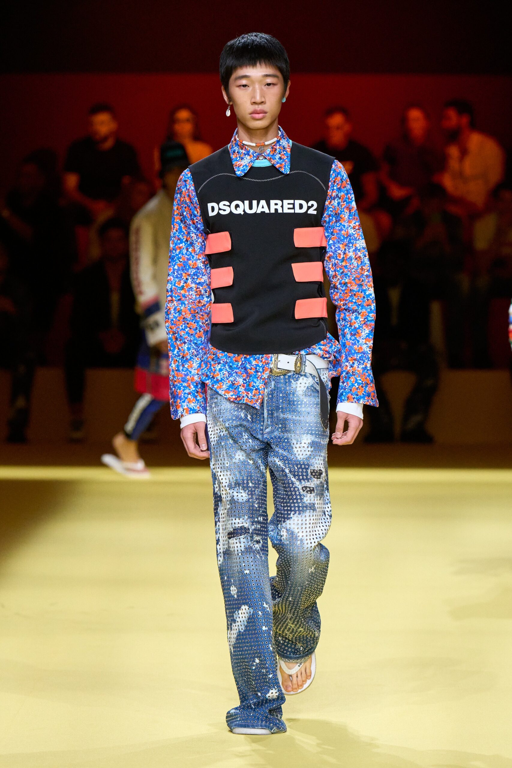 Dsquared2 S/S 23 Menswear Look 28