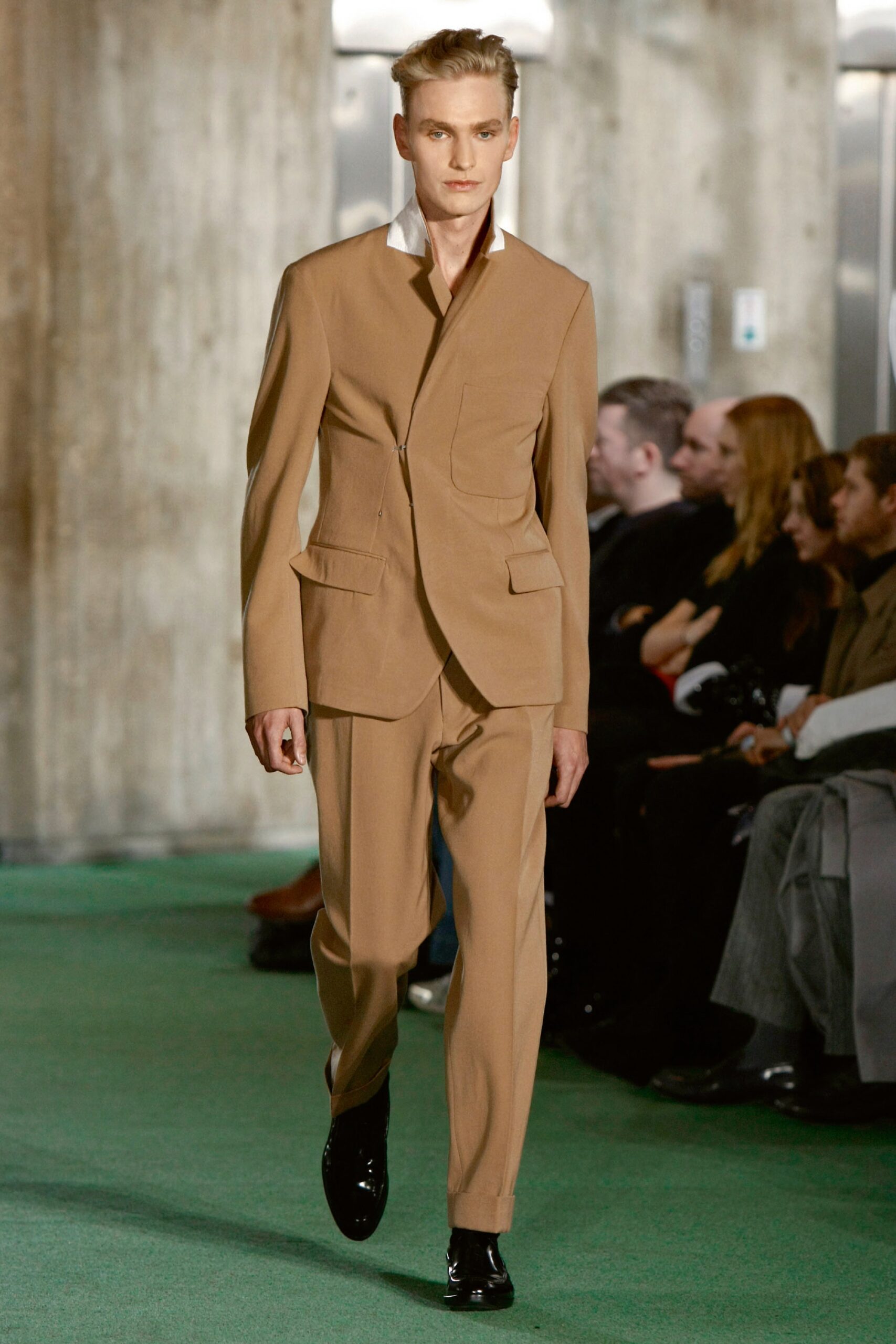 Dries Van Noten F/W 09 Menswear Look 29
