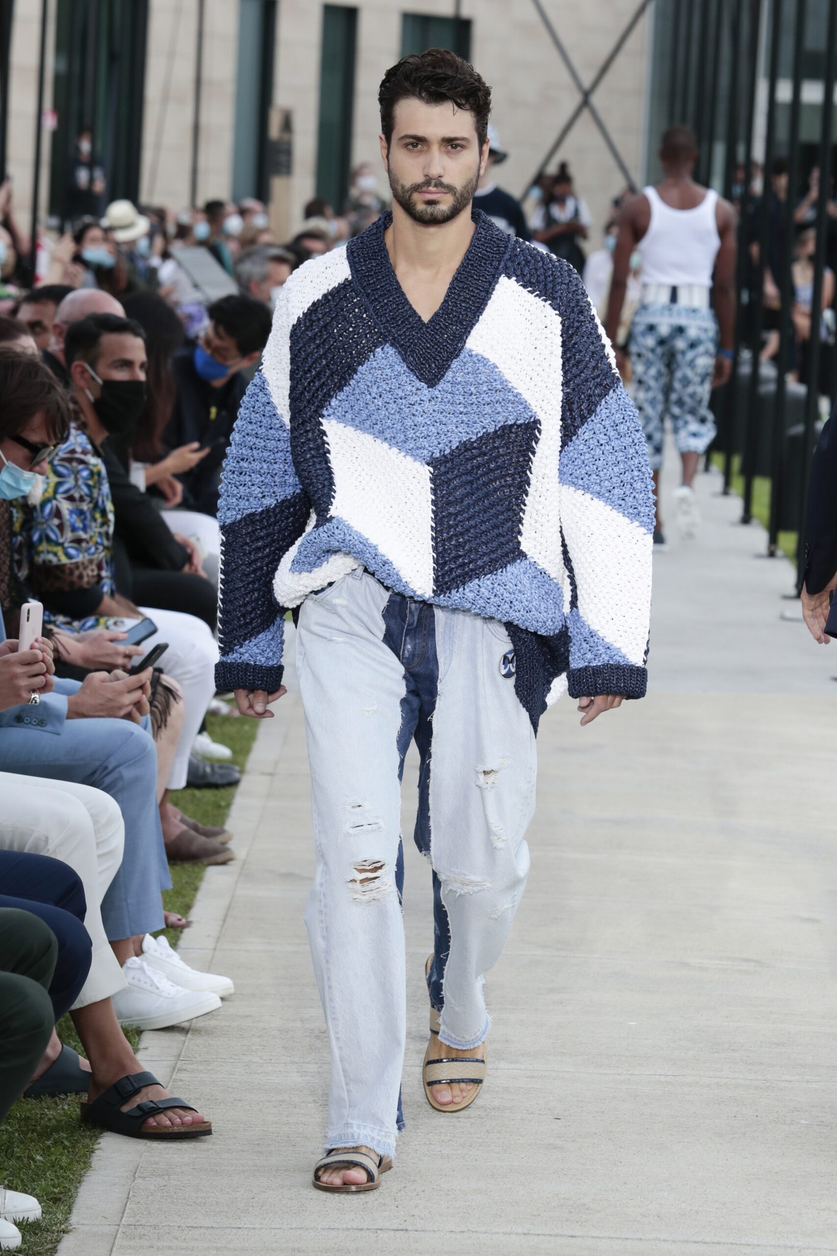 Dolce & Gabbana S/S 21 Menswear Look 30