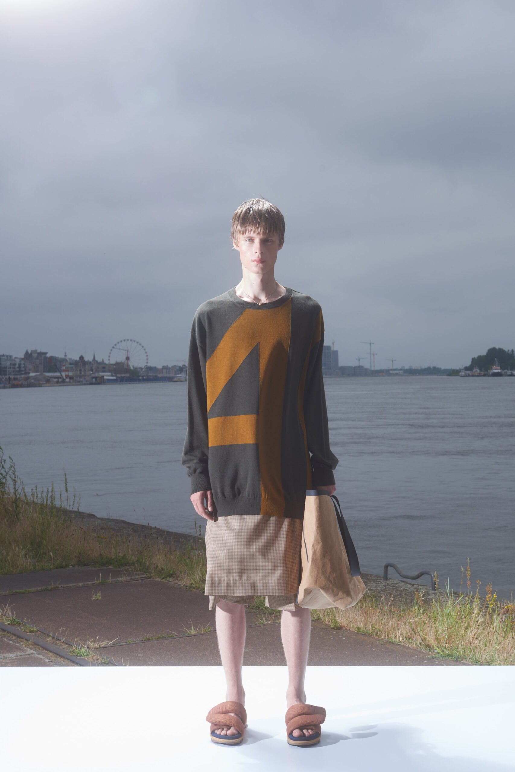 Dries Van Noten S/S 22 Menswear Look 29