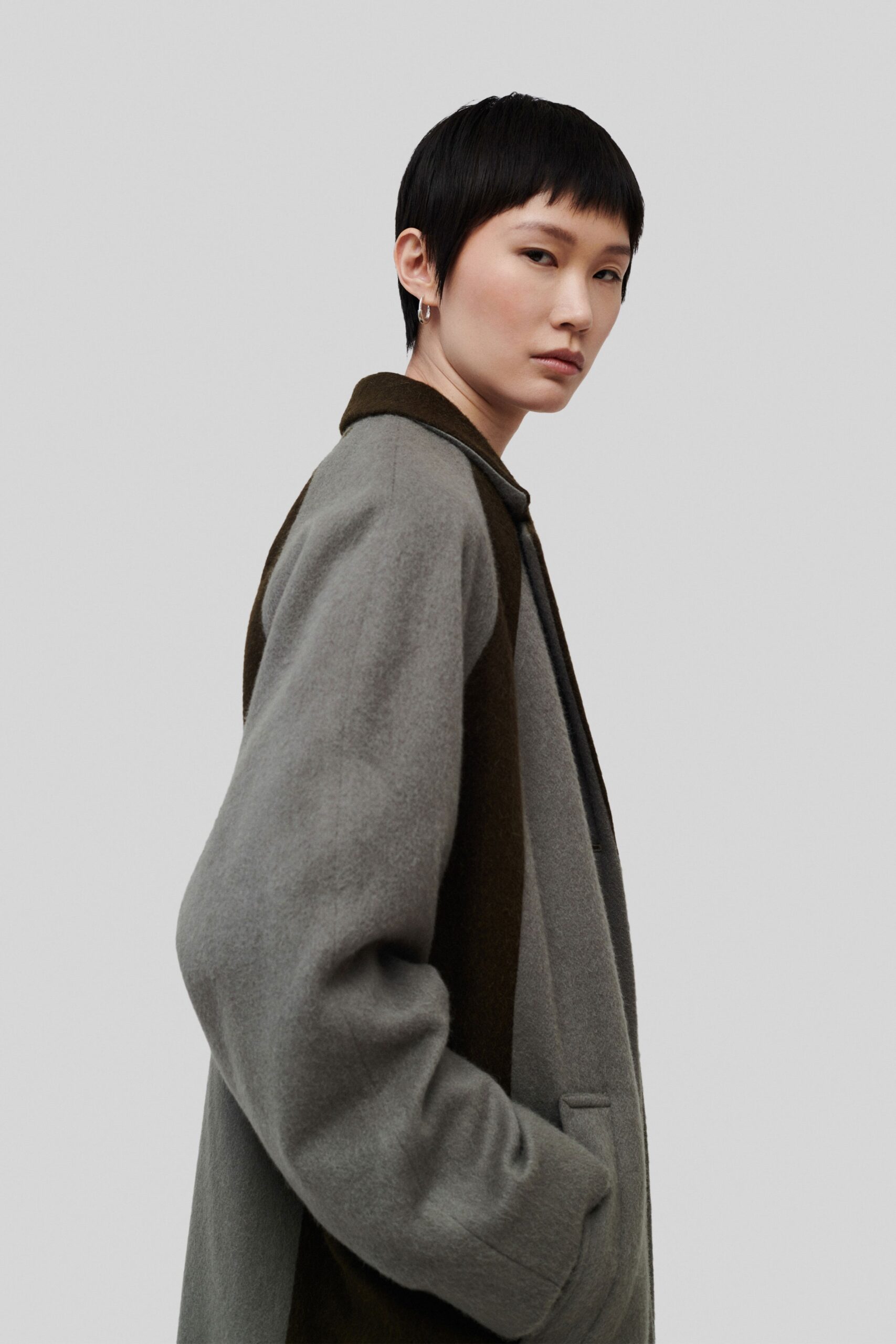 Deveaux F/W 23 Look 29