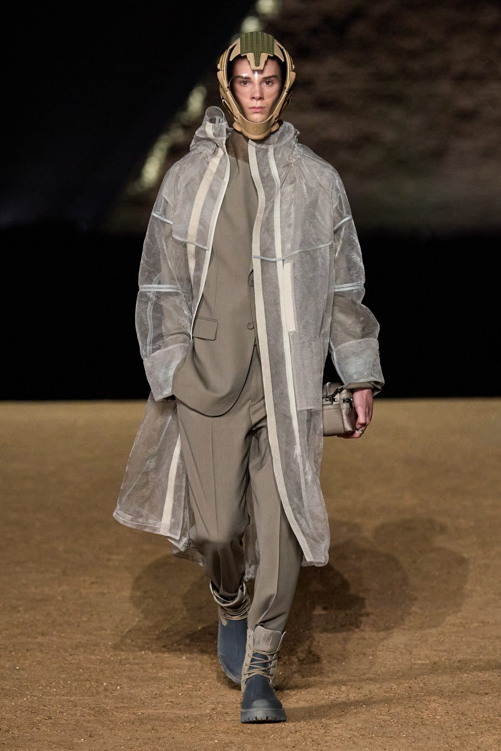 Dior Men F/W 23 Look 30