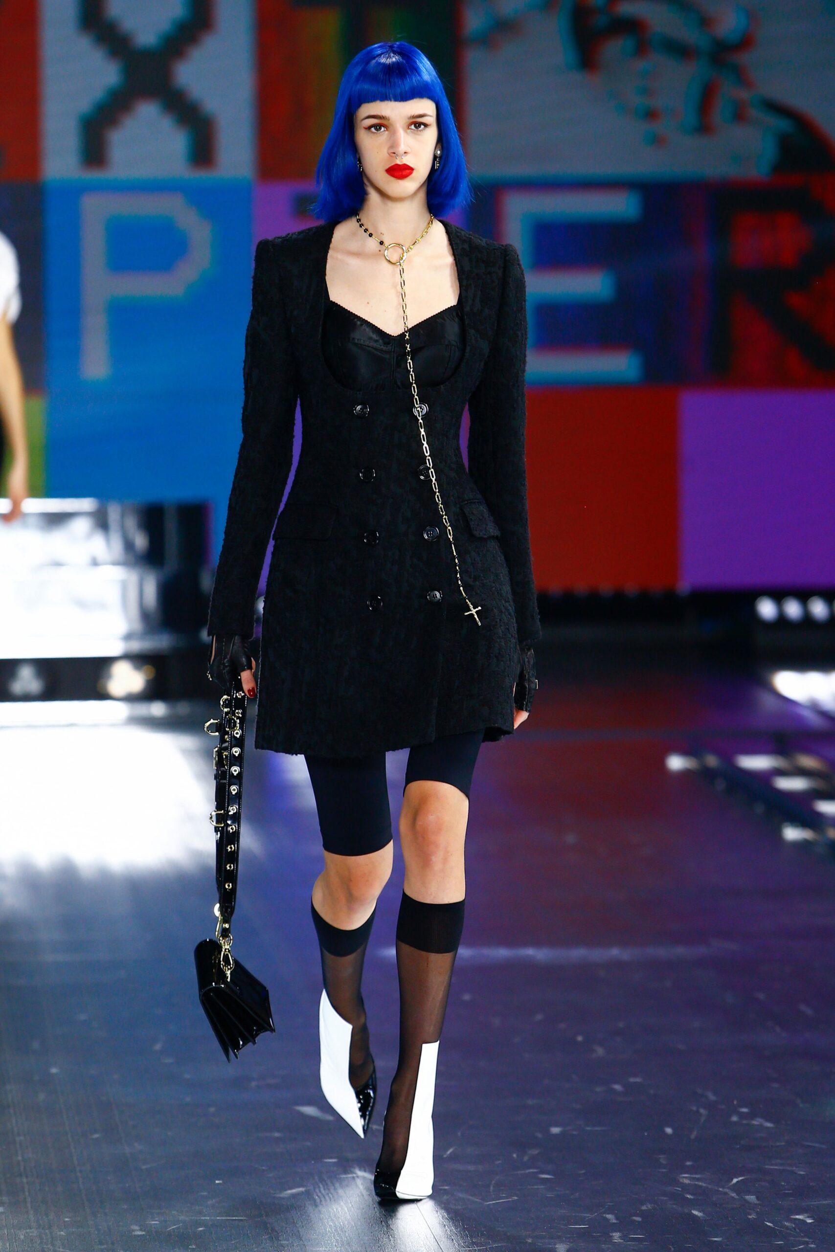 Dolce & Gabbana F/W 21 Look 29