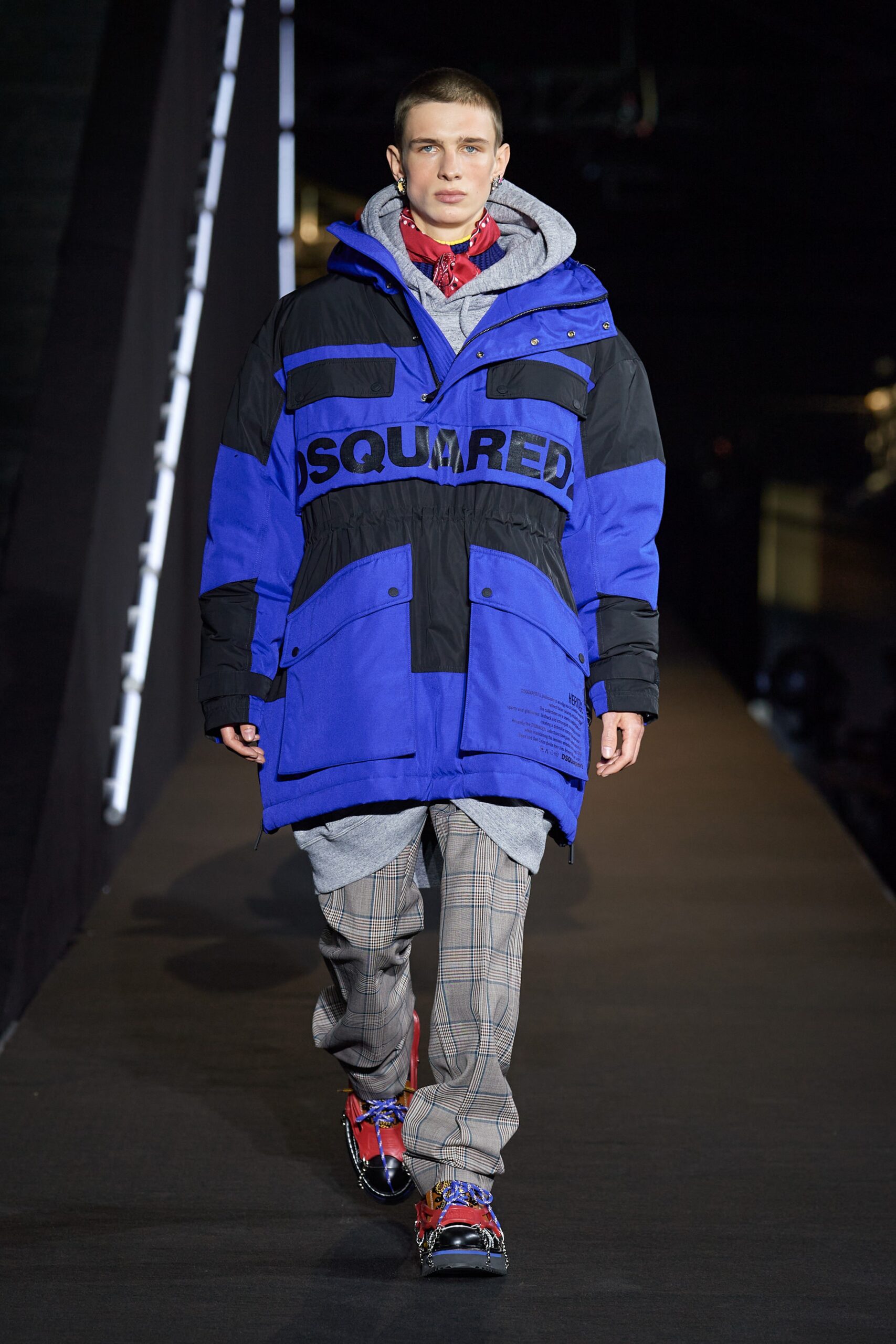 Dsquared2 F/W 22 Menswear Look 31
