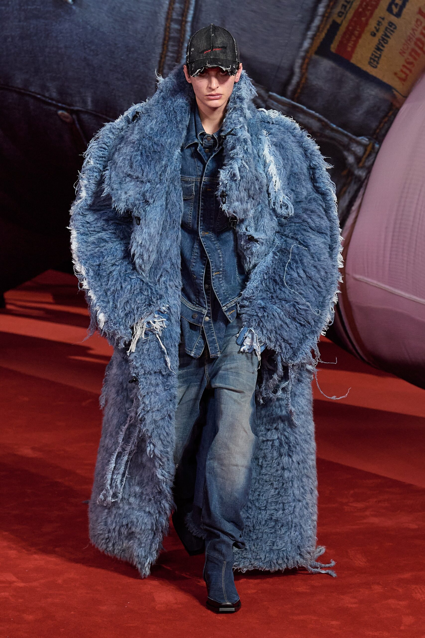 Diesel F/W 22 Look 31