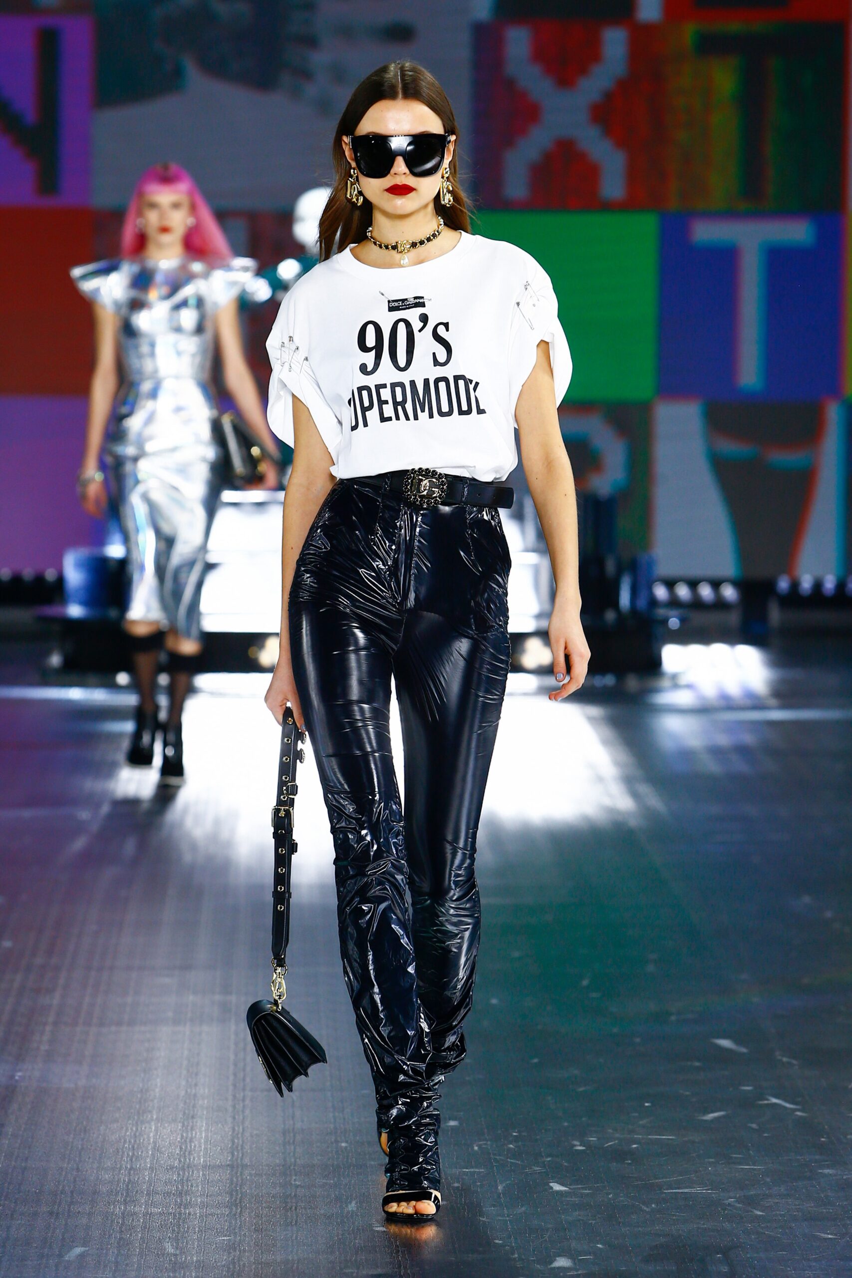 Dolce & Gabbana F/W 21 Look 30