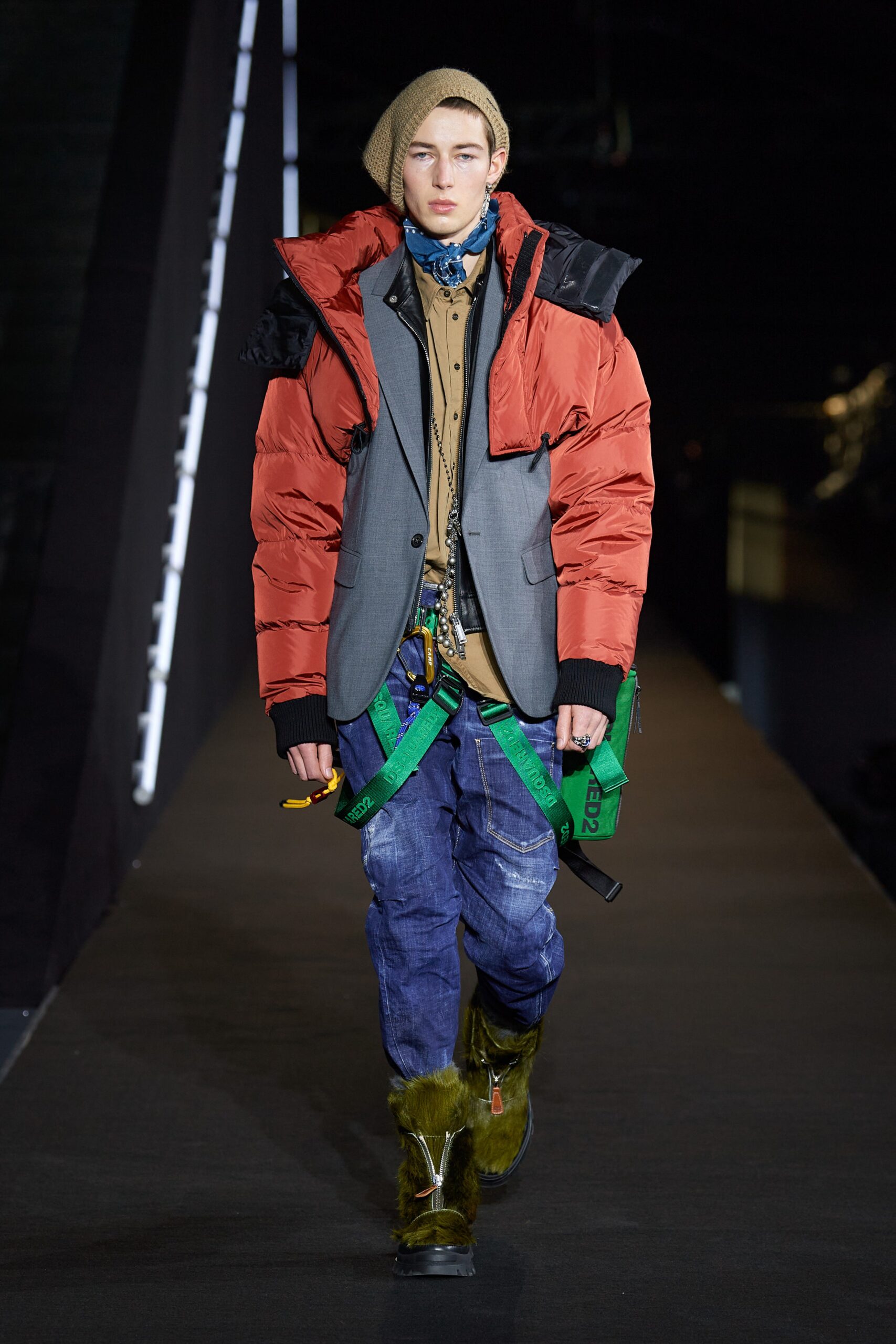 Dsquared2 F/W 22 Menswear Look 32