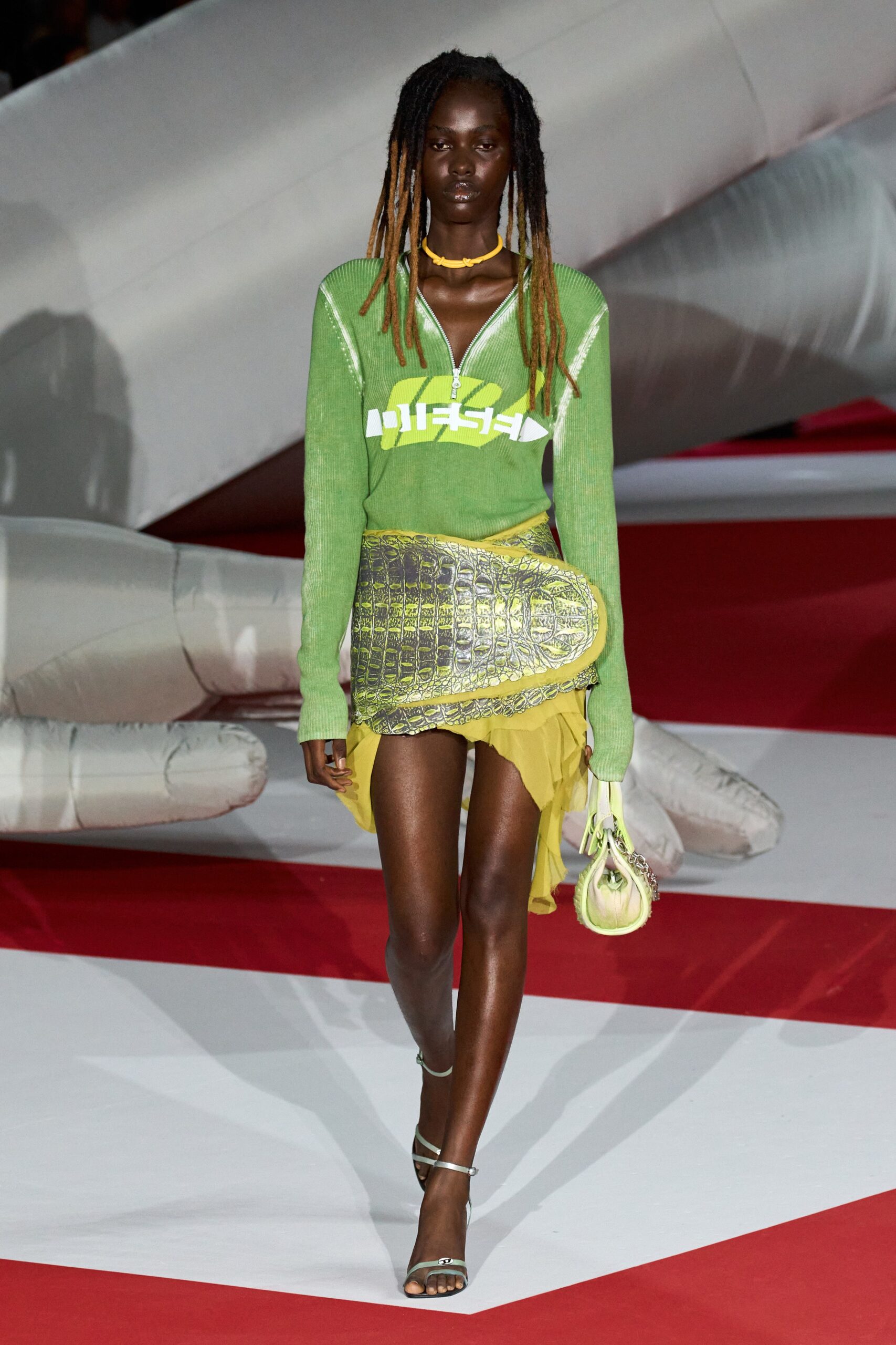 Diesel S/S 23 Look 32