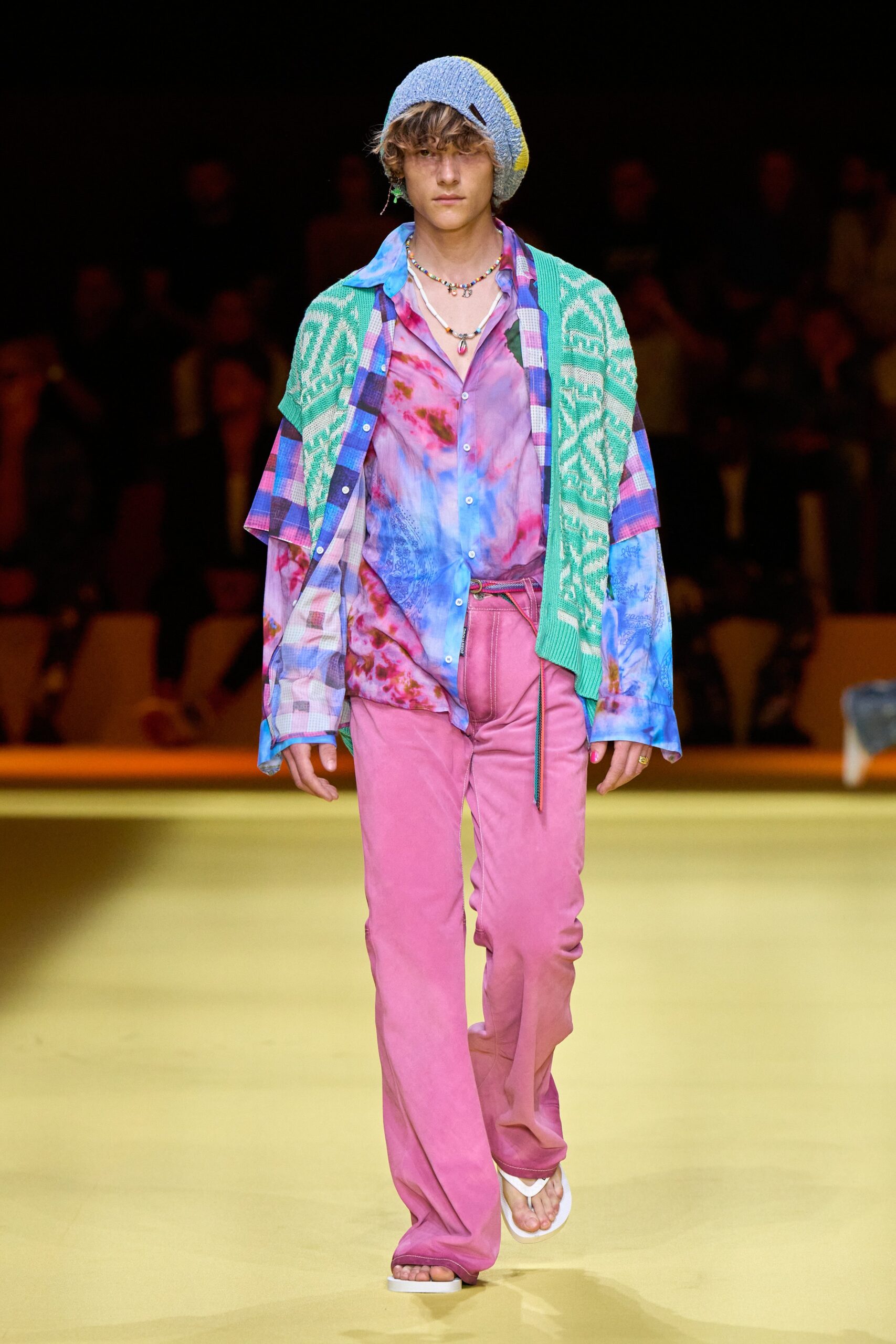 Dsquared2 S/S 23 Menswear Look 32