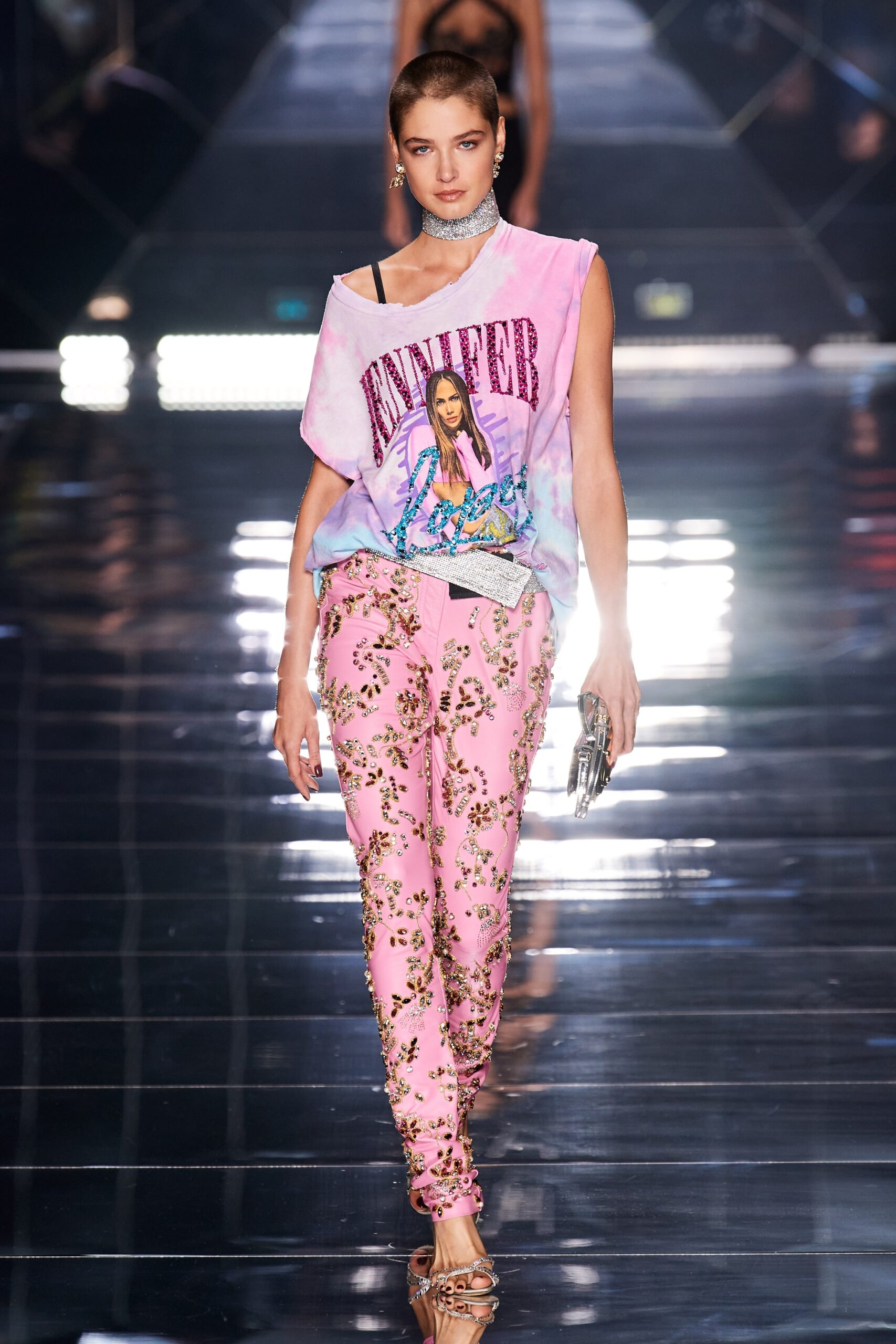 Dolce & Gabbana S/S 22 Look 33