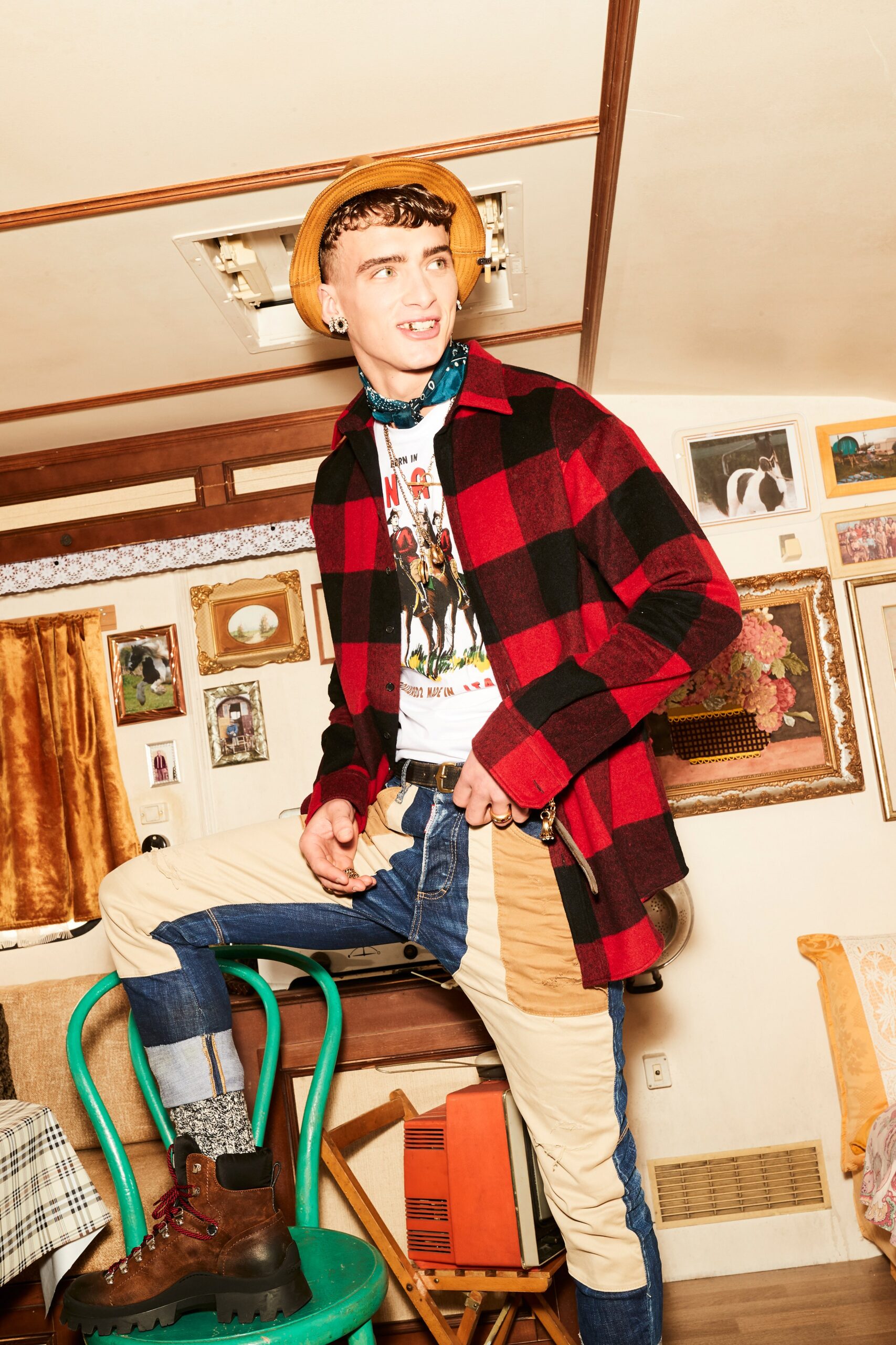 Dsquared2 F/W 21 Look 33