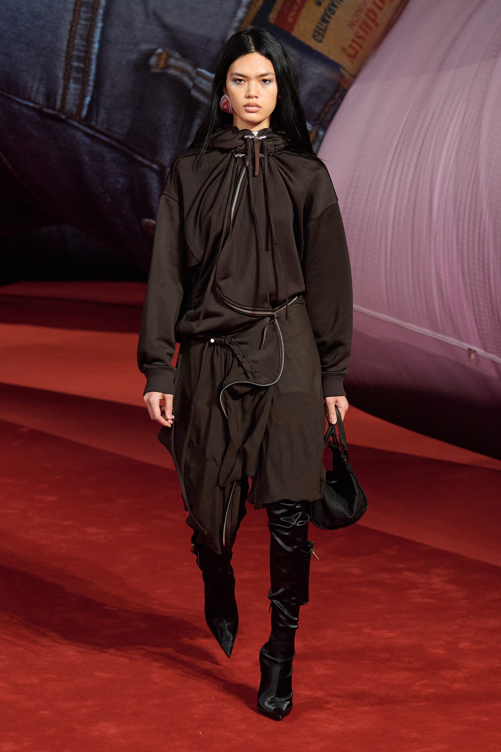 Diesel F/W 22 Look 33