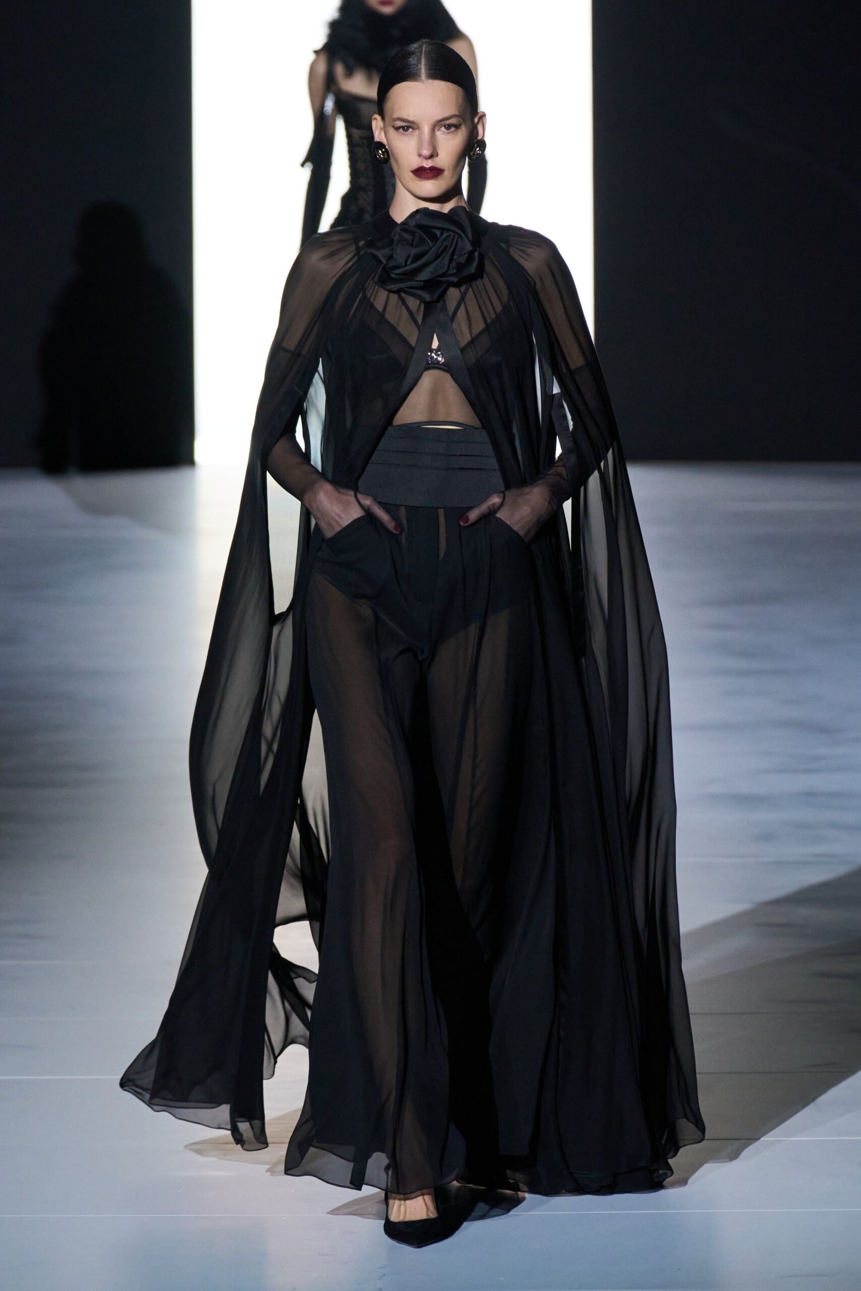 Dolce & Gabbana F/W 23 Look 33