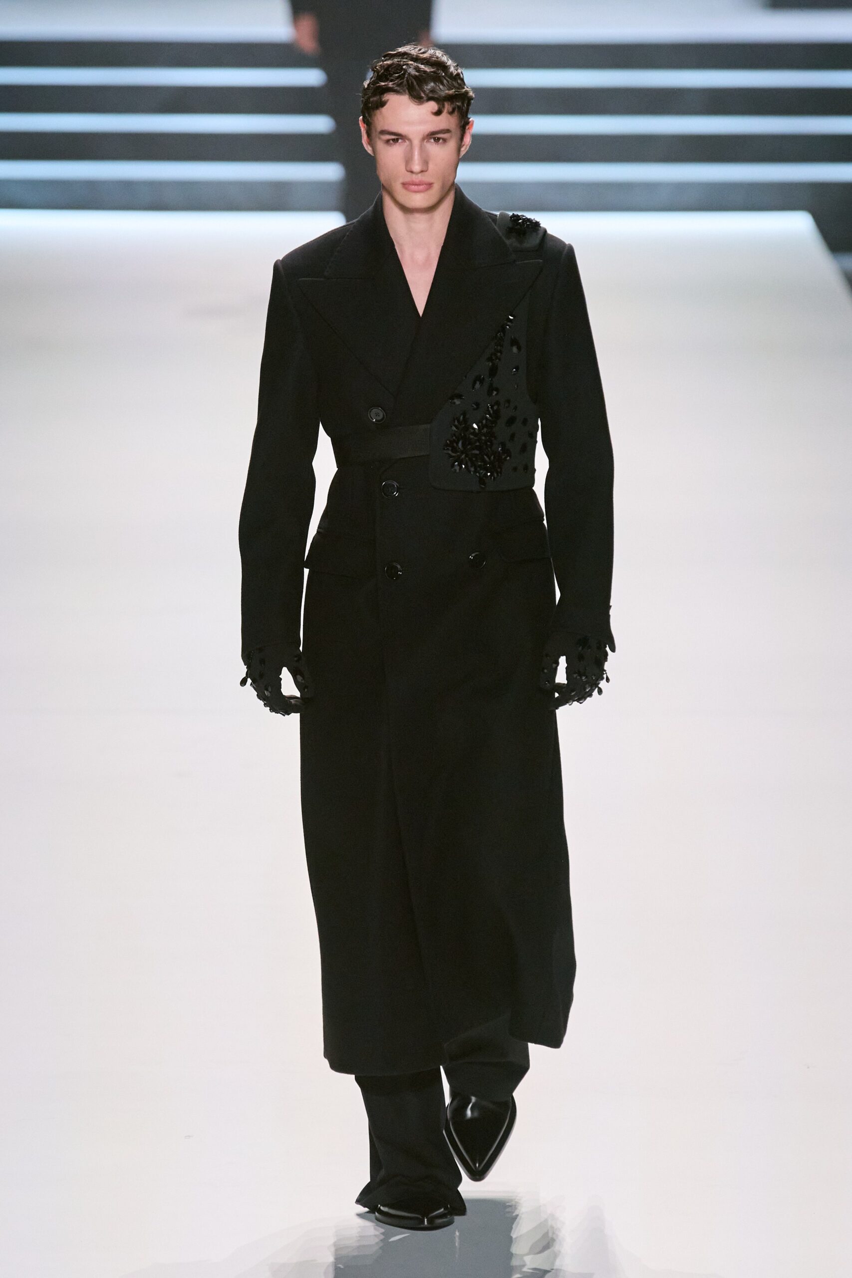 Dolce & Gabbana F/W 23 Menswear Look 33
