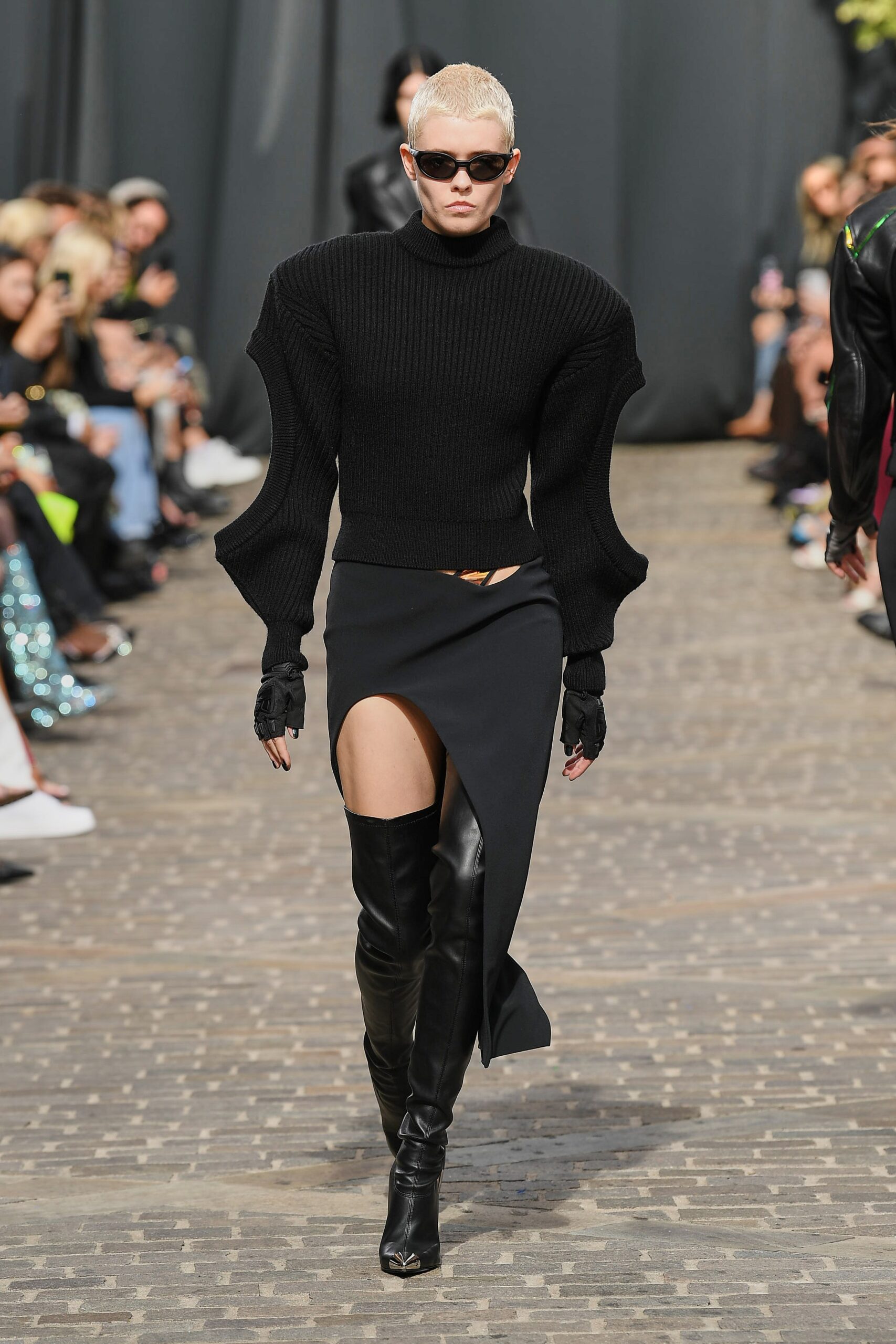 David Koma S/S 23 Look 122