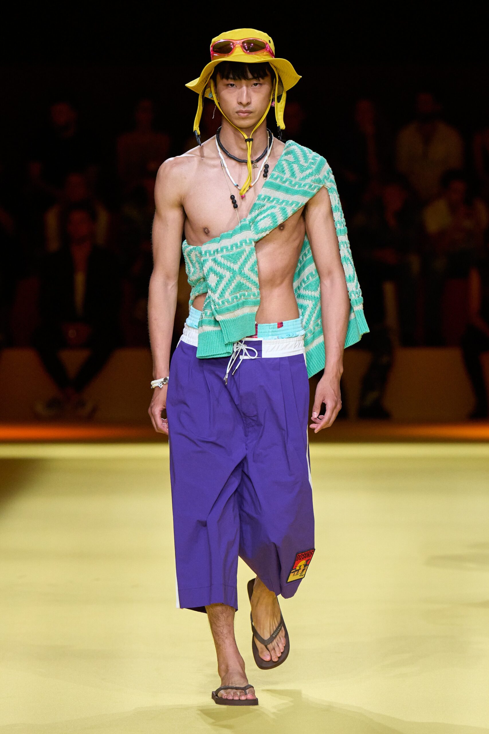 Dsquared2 S/S 23 Menswear Look 34