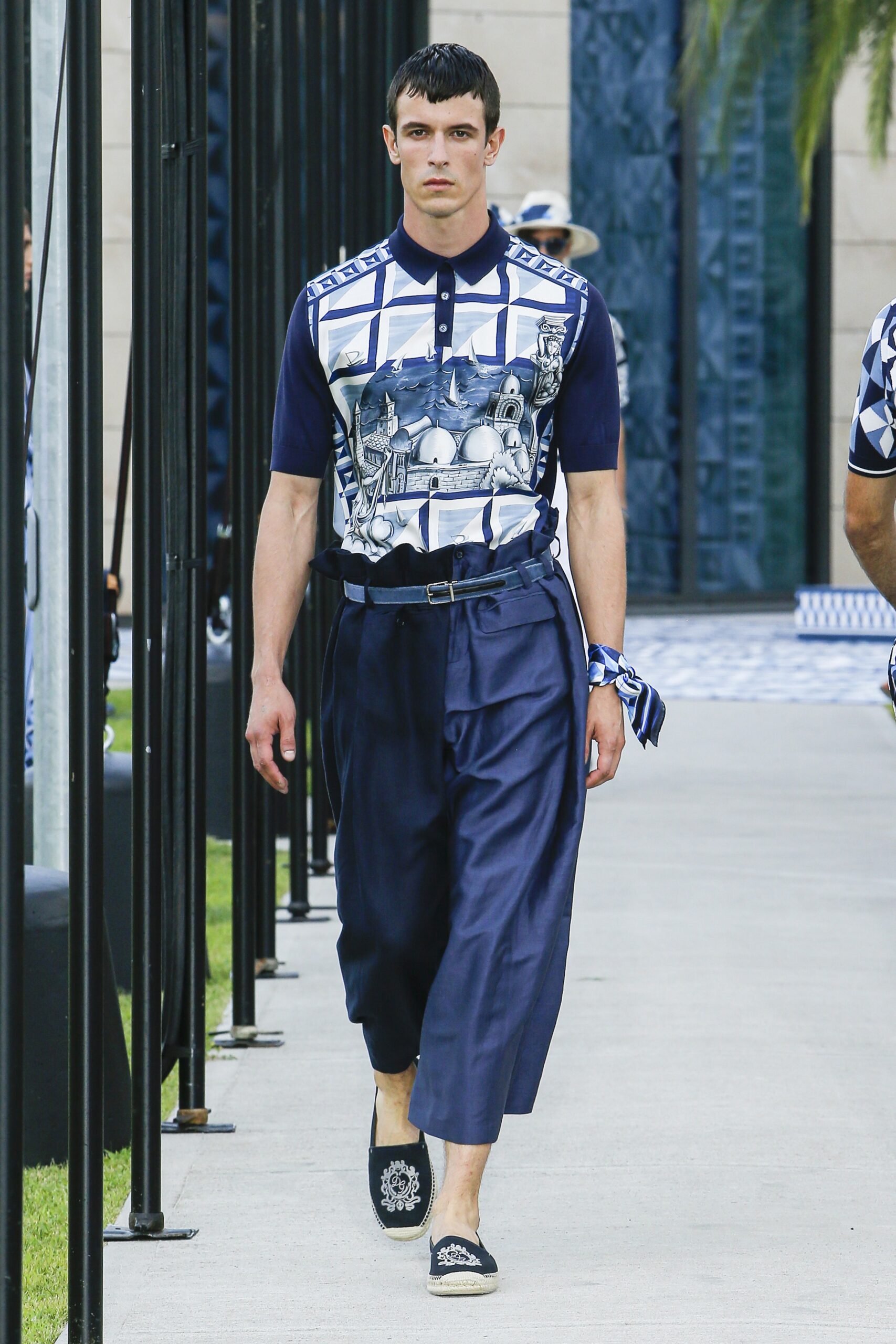 Dolce & Gabbana S/S 21 Menswear Look 35