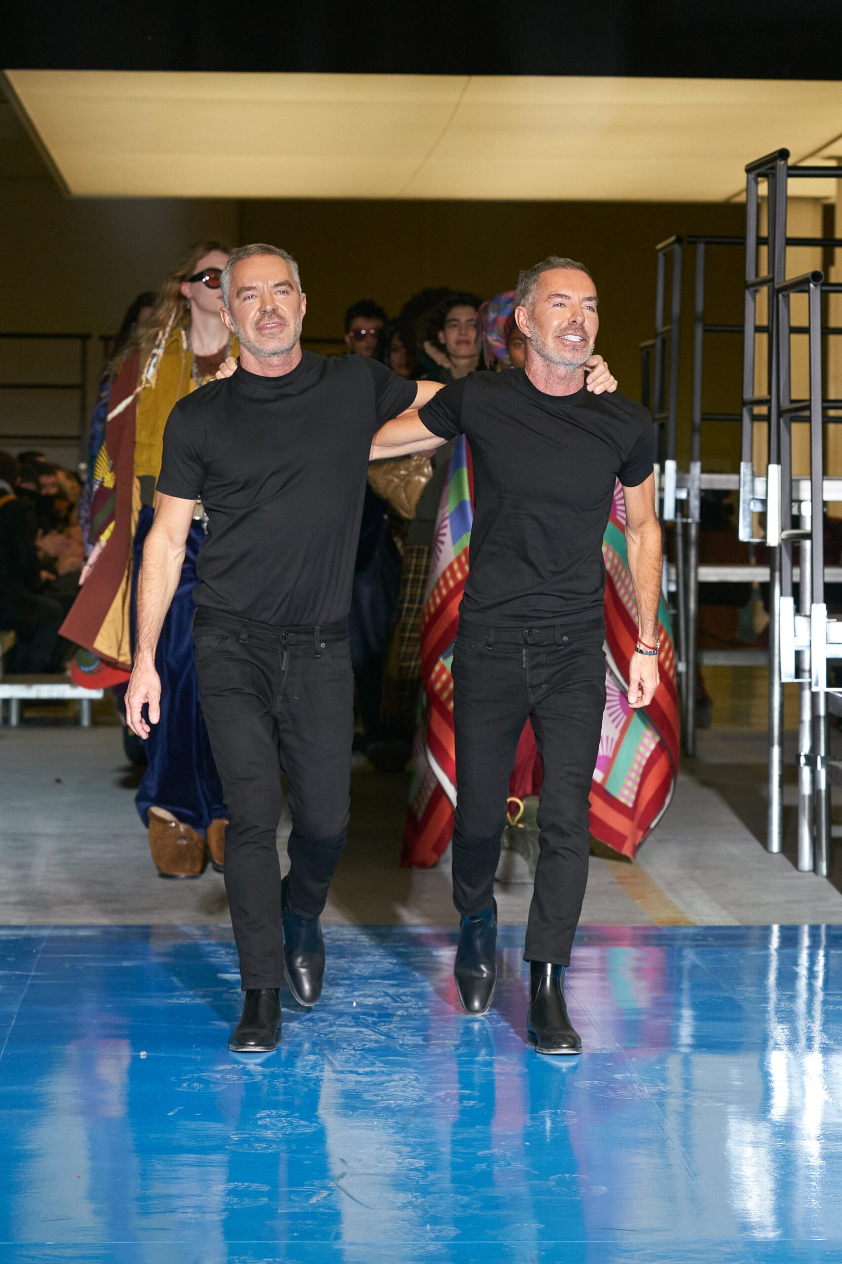 Dsquared2 F/W 22 Look 34