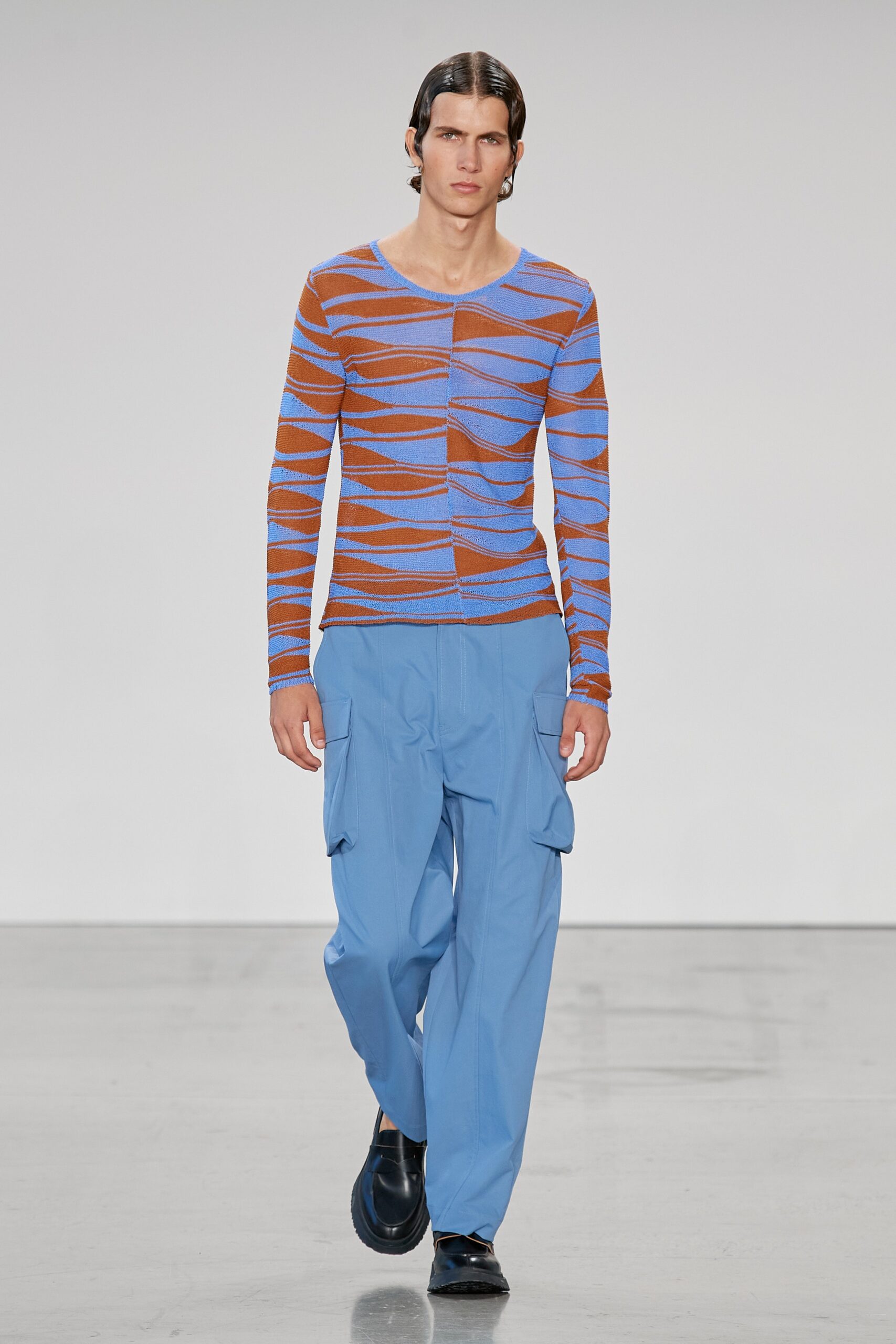 Deveaux S/S 23 Look 36