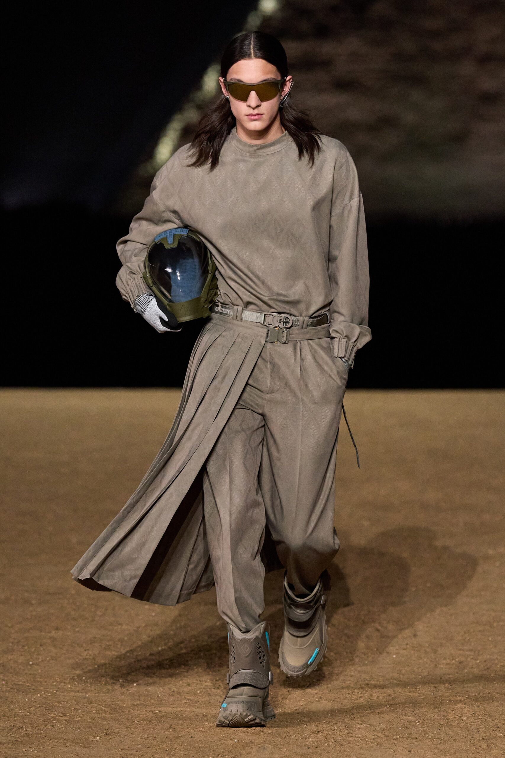 Dior Men F/W 23 Look 36