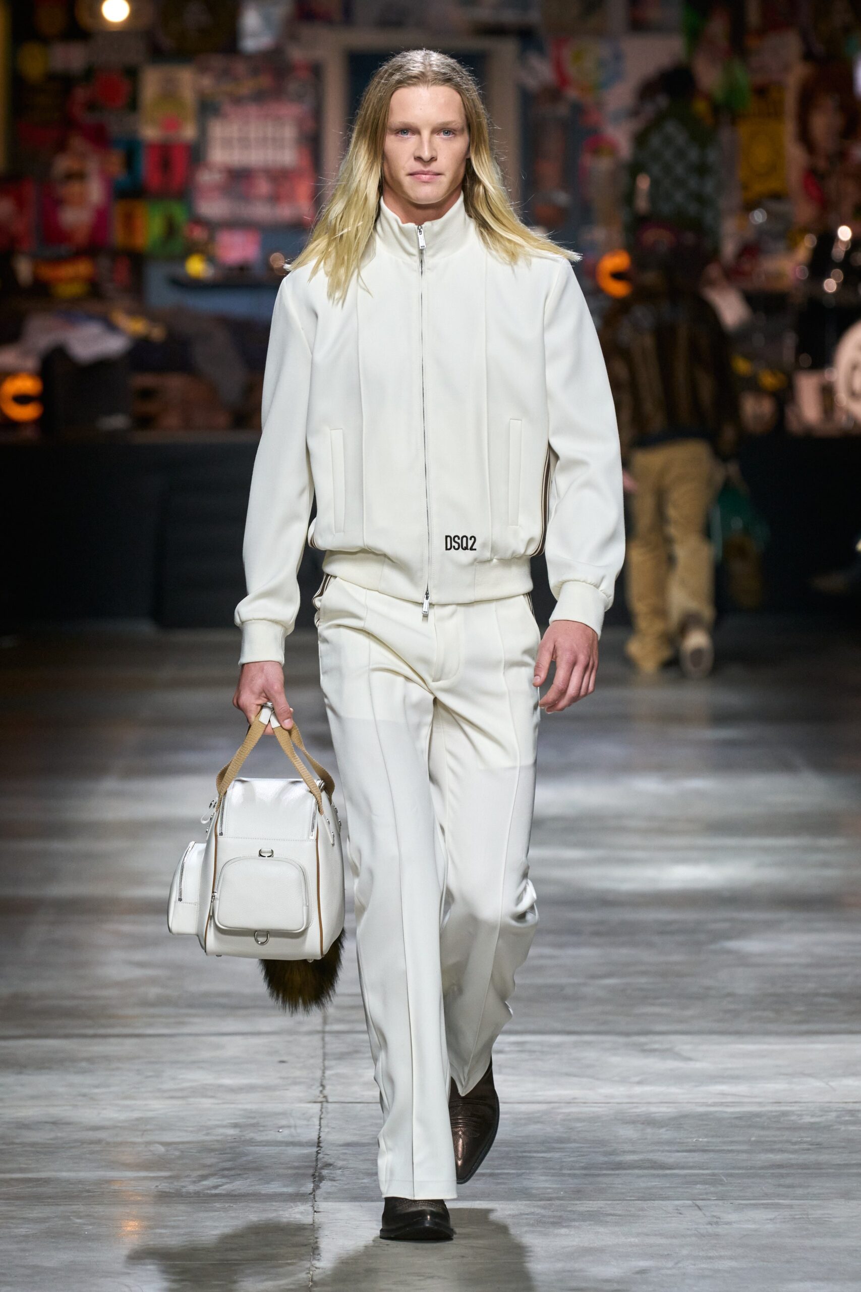 Dsquared2 F/W 23 Menswear Look 36