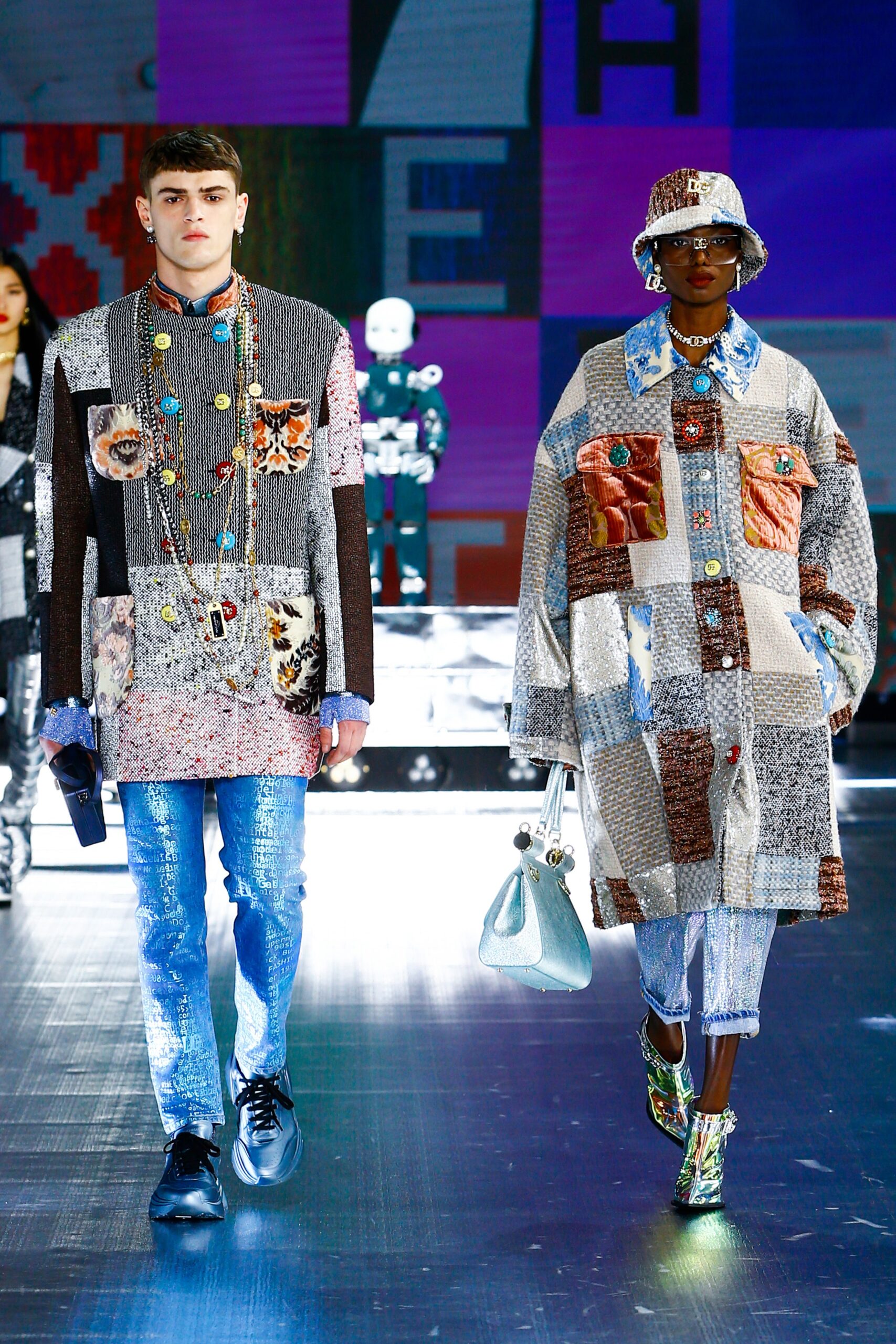 Dolce & Gabbana F/W 21 Look 36